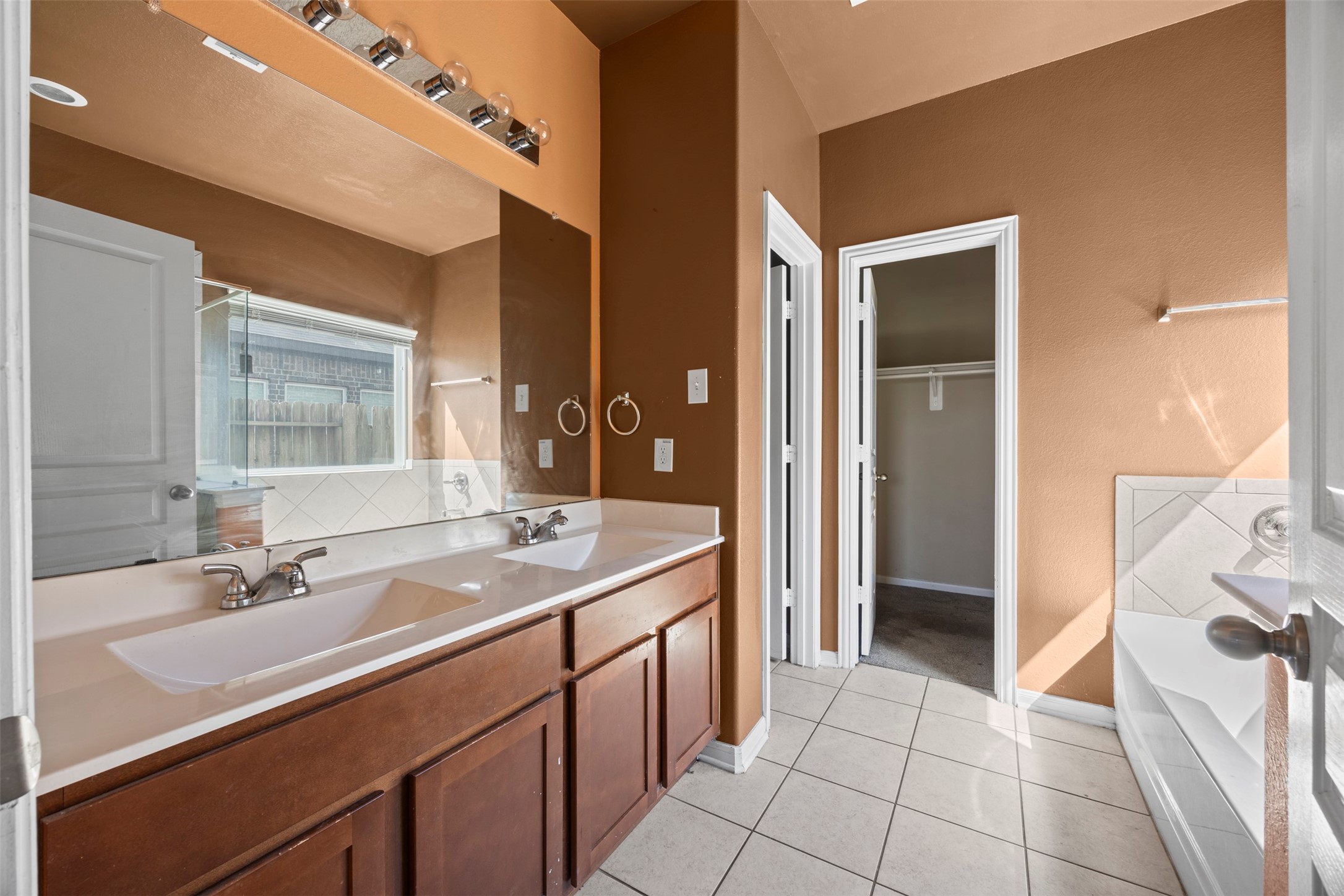 8615 Willet Street, Baytown, TX 77521