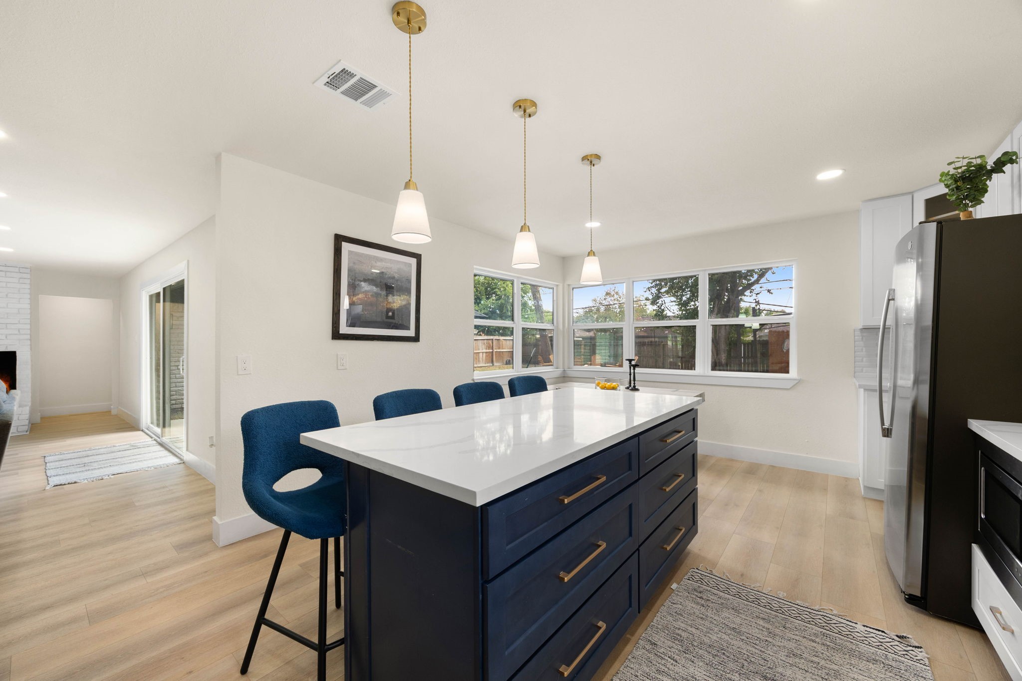 5519 W Bellfort Avenue, Houston, TX 77035