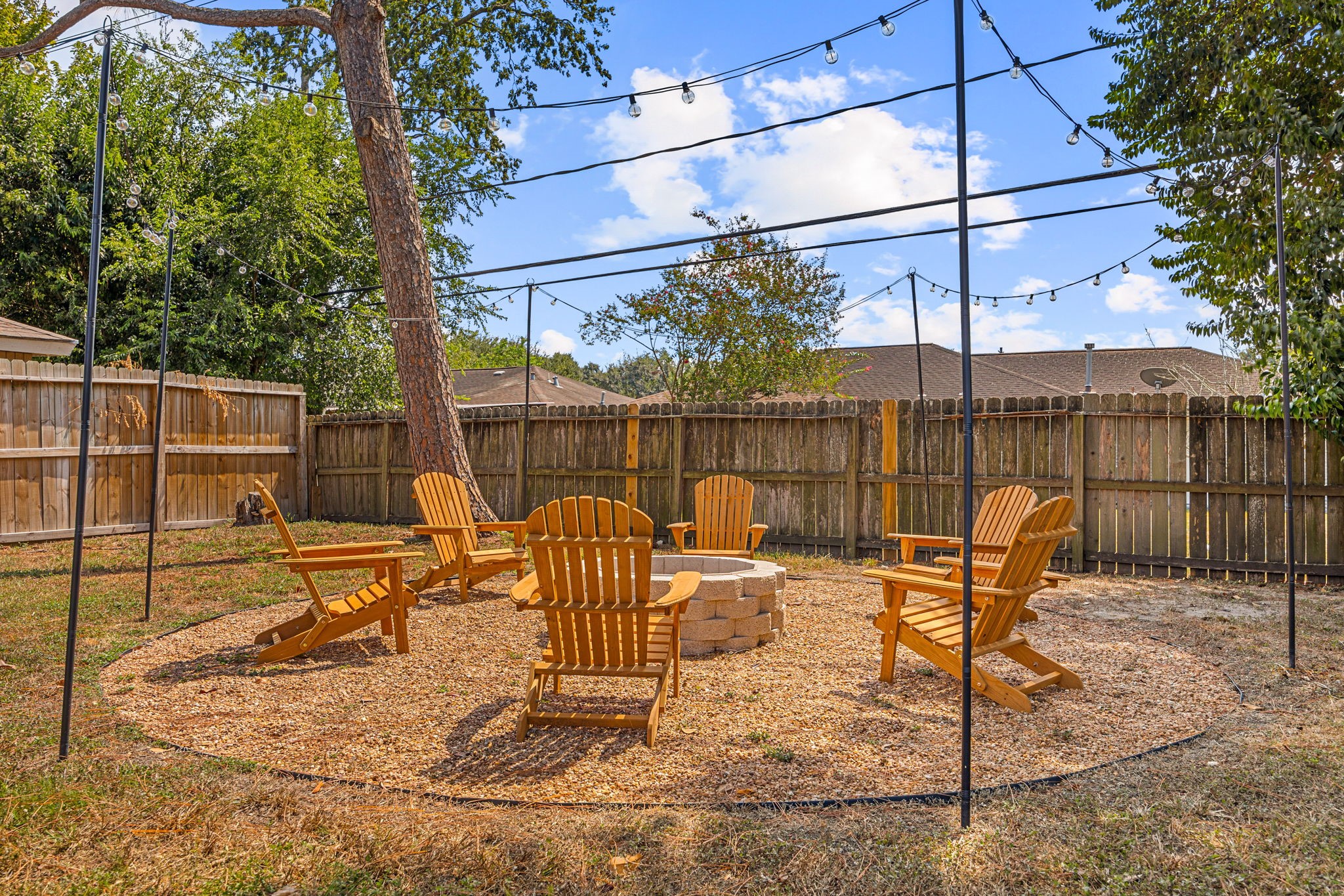 5519 W Bellfort Avenue, Houston, TX 77035