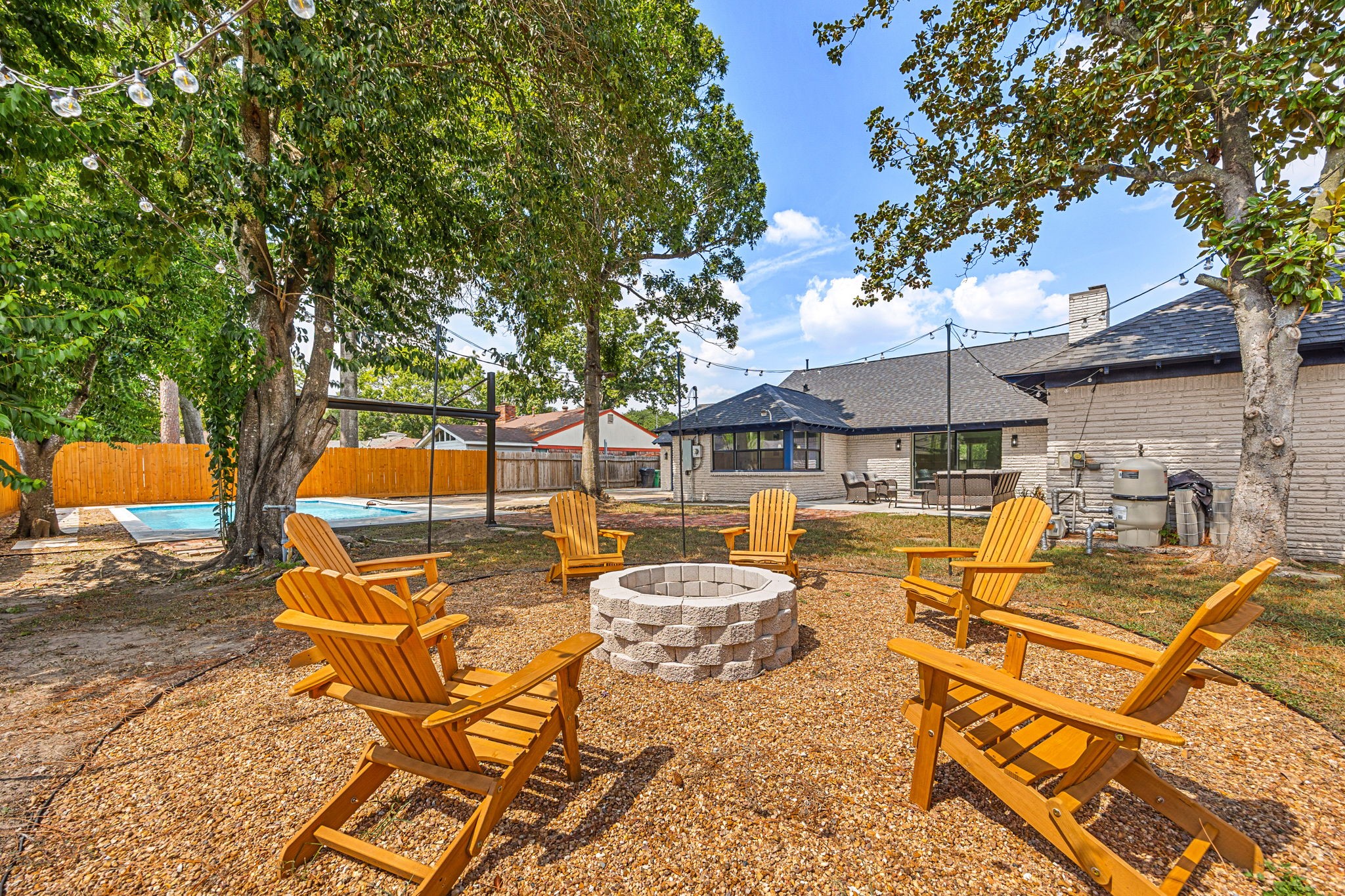 5519 W Bellfort Avenue, Houston, TX 77035
