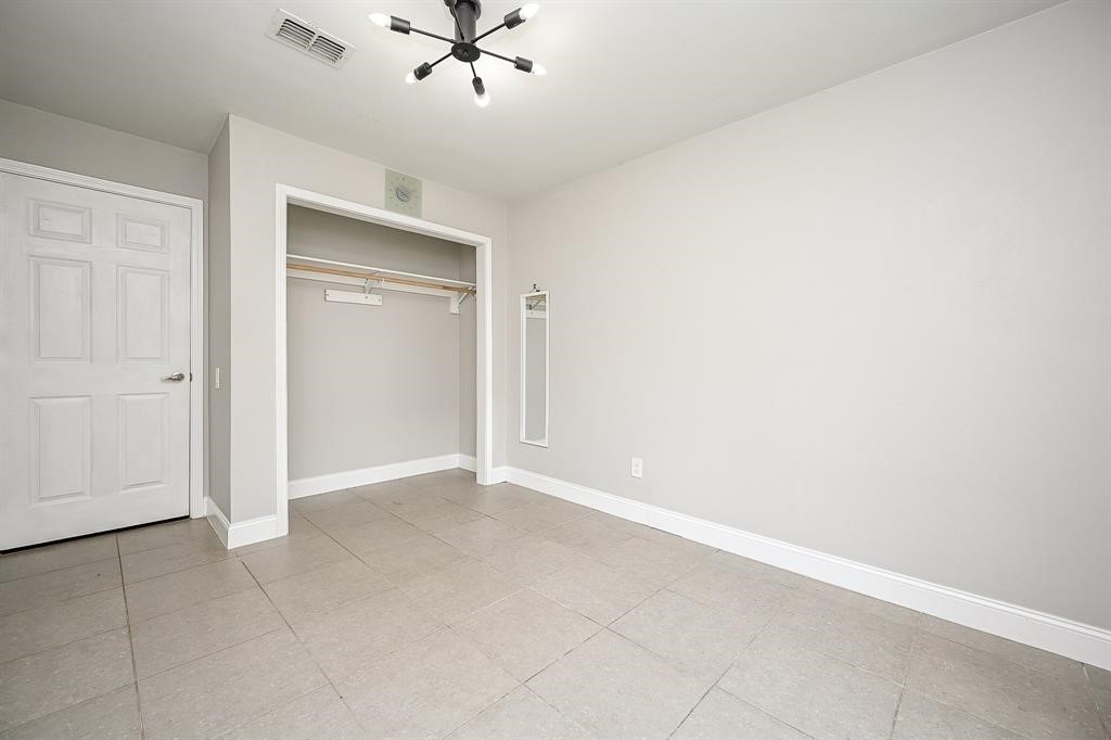 2027 Fernspray Lane, Houston, TX 77084
