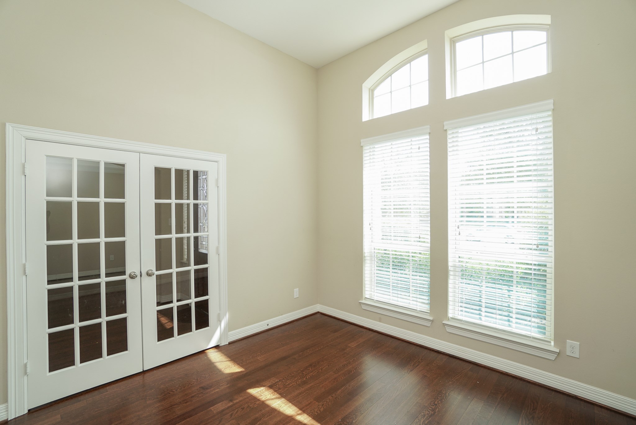 Welcome to the office!! This is a great space for all your home office needs with natural light and privacy. Welcome to the office!! This is a great space for all your home office needs with natural light and privacy.