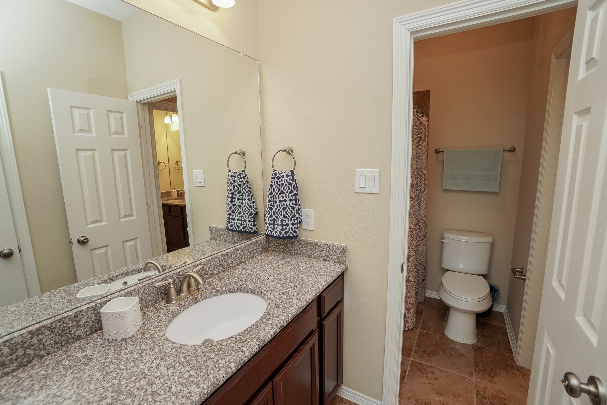 The Jack & Jill Bathroom connect the Guest Bedrooms upstairs.
