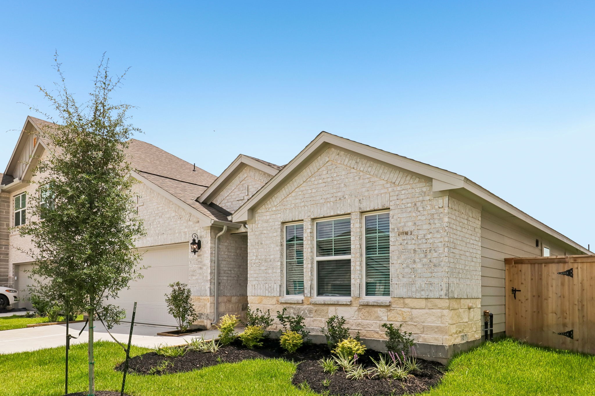31106 De La Guerra, Huffman, TX 77336