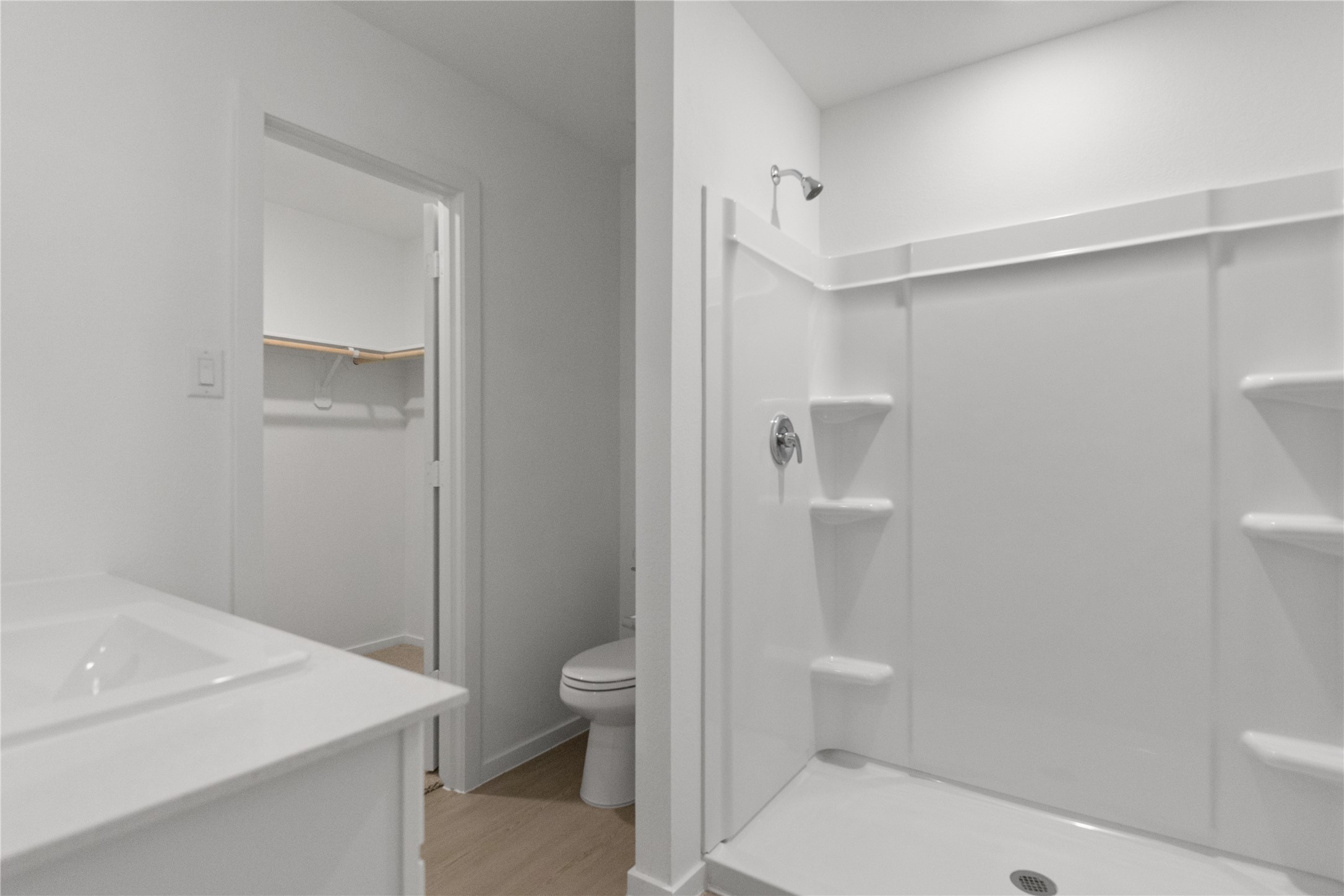 Primary Bathroom Overview w/ Walk-in shower