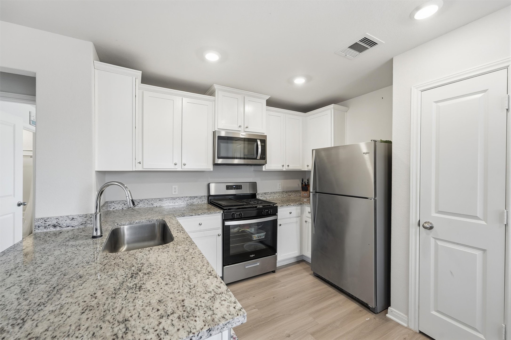 16382 Sweet Grove Drive, Conroe, TX 77303