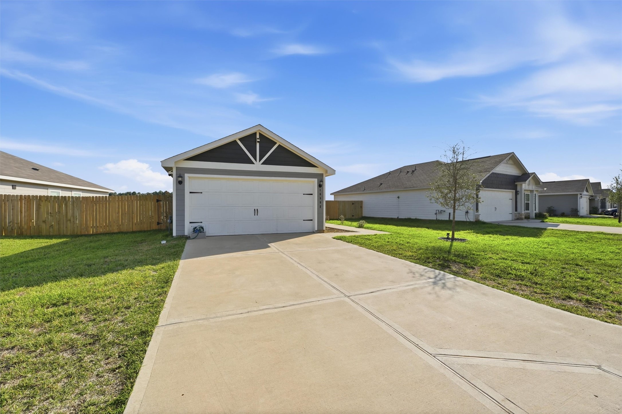 16382 Sweet Grove Drive, Conroe, TX 77303 16382 Sweet Grove Drive, Conroe, TX 77303