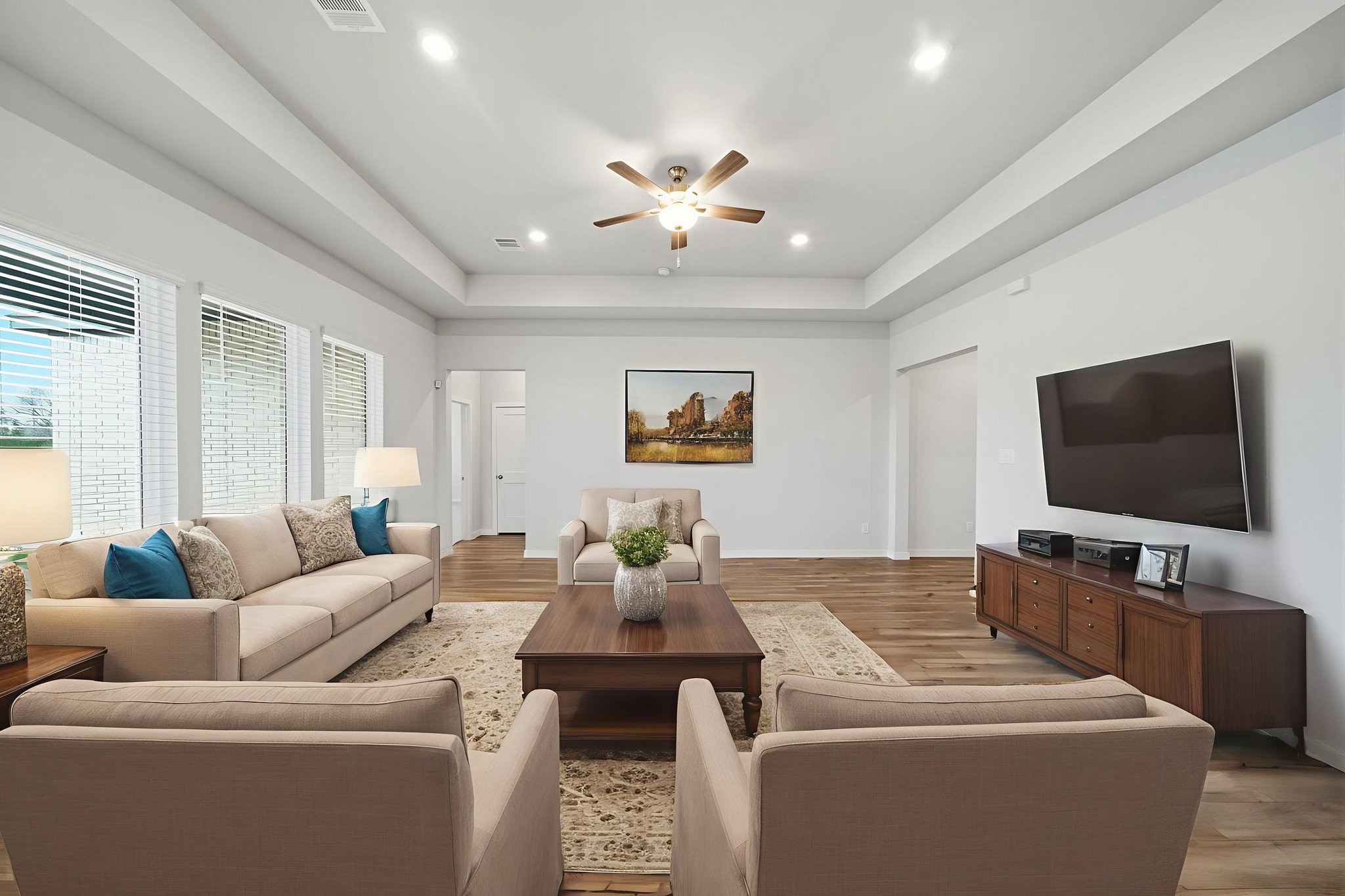 101 Lake Woodshore Court, Clute, TX 77531