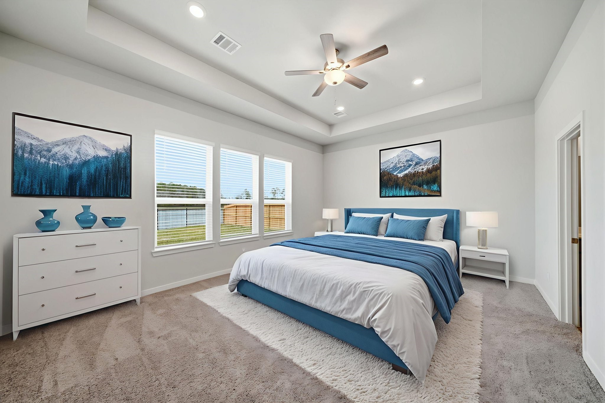 101 Lake Woodshore Court, Clute, TX 77531