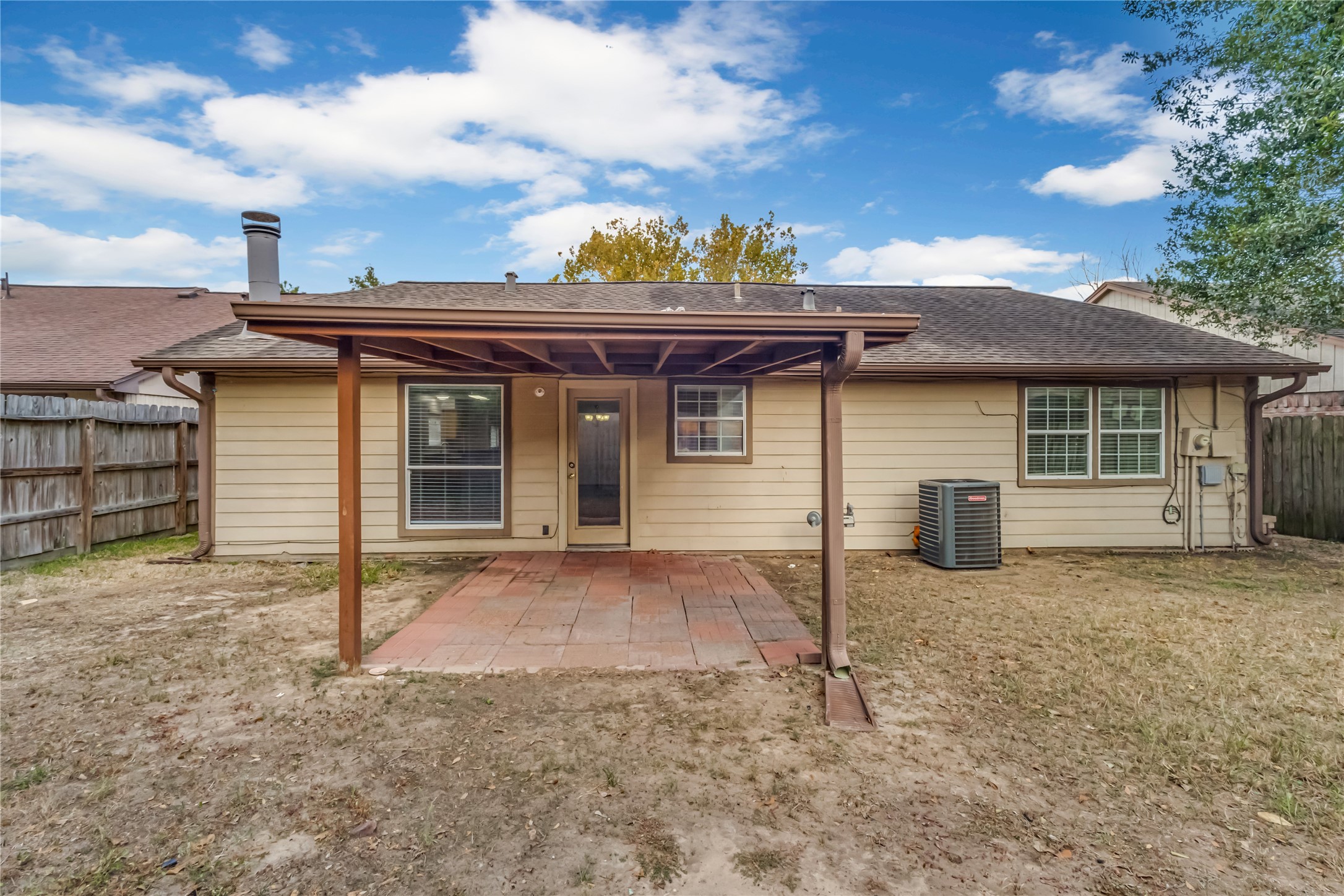 1915 Crosscoach Lane, Katy, TX 77449