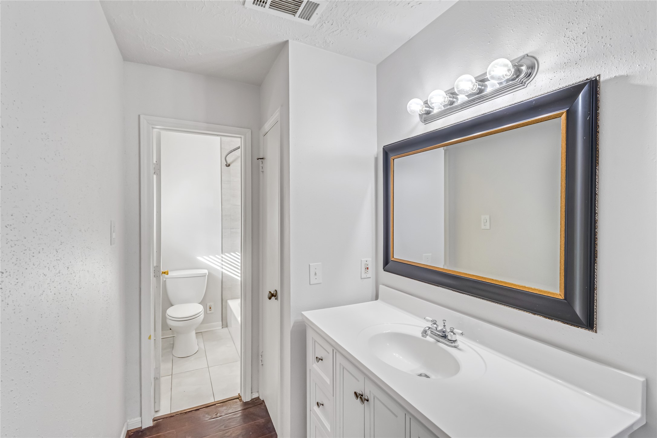 1915 Crosscoach Lane, Katy, TX 77449