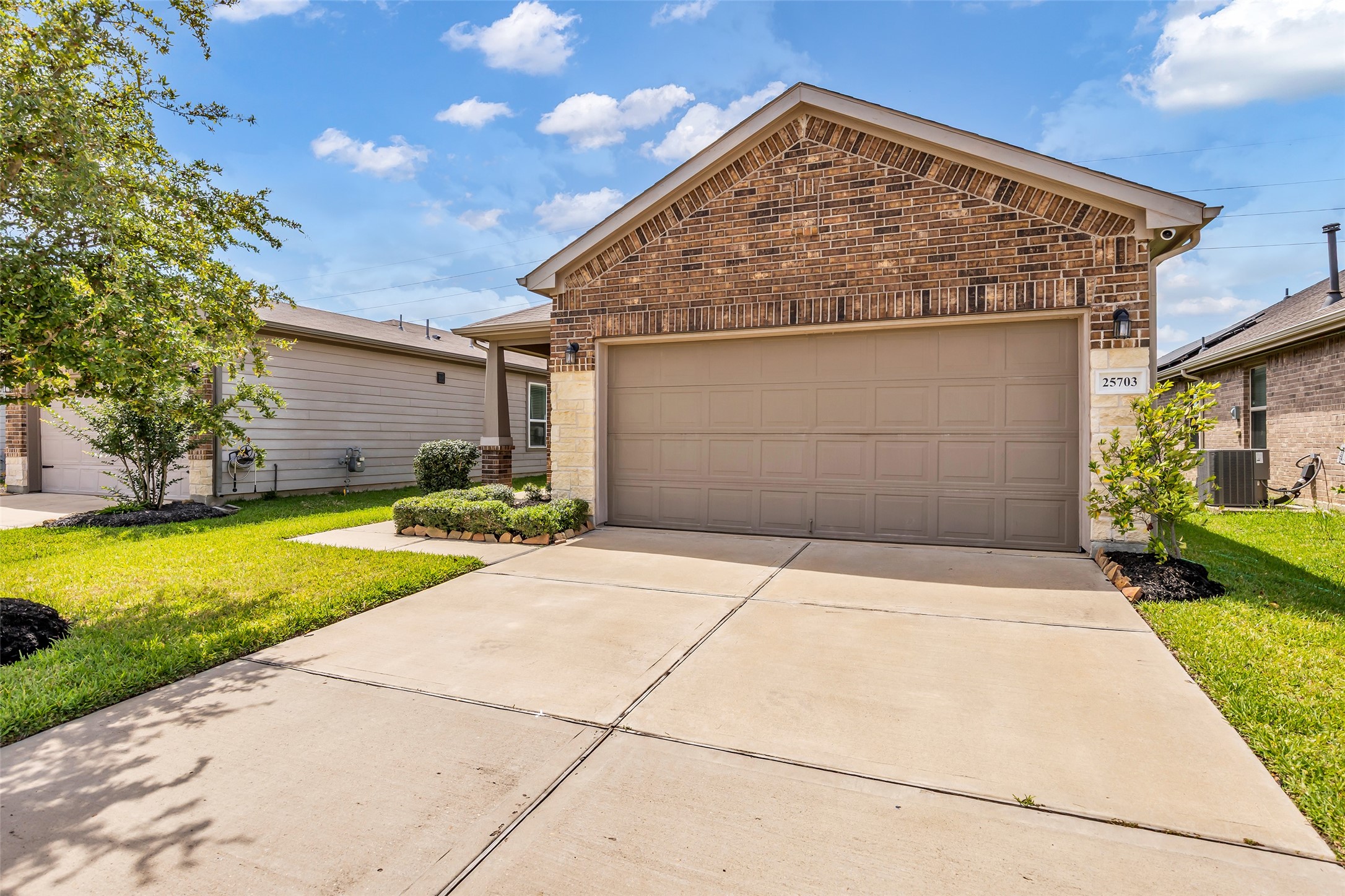 25703 Bottlebrush Sedge Street, Katy, TX 77493