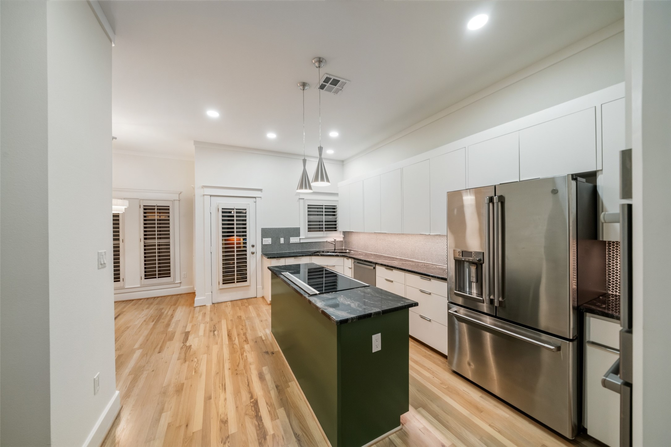 455 W 18th Street, Houston, TX 77008