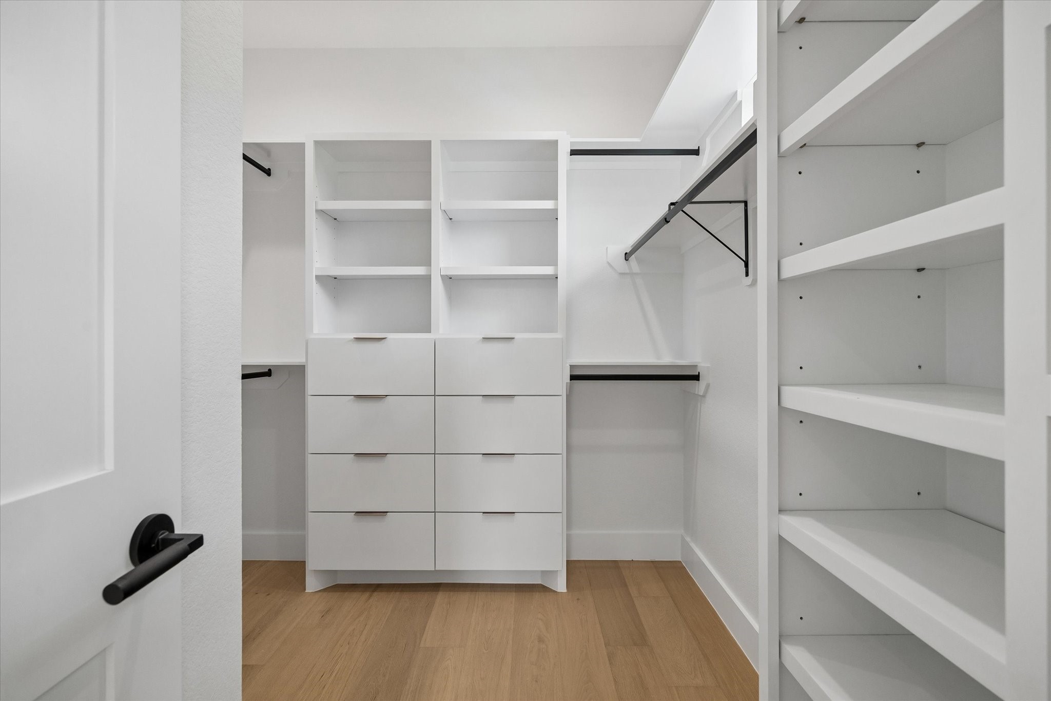 Primary Her Closet