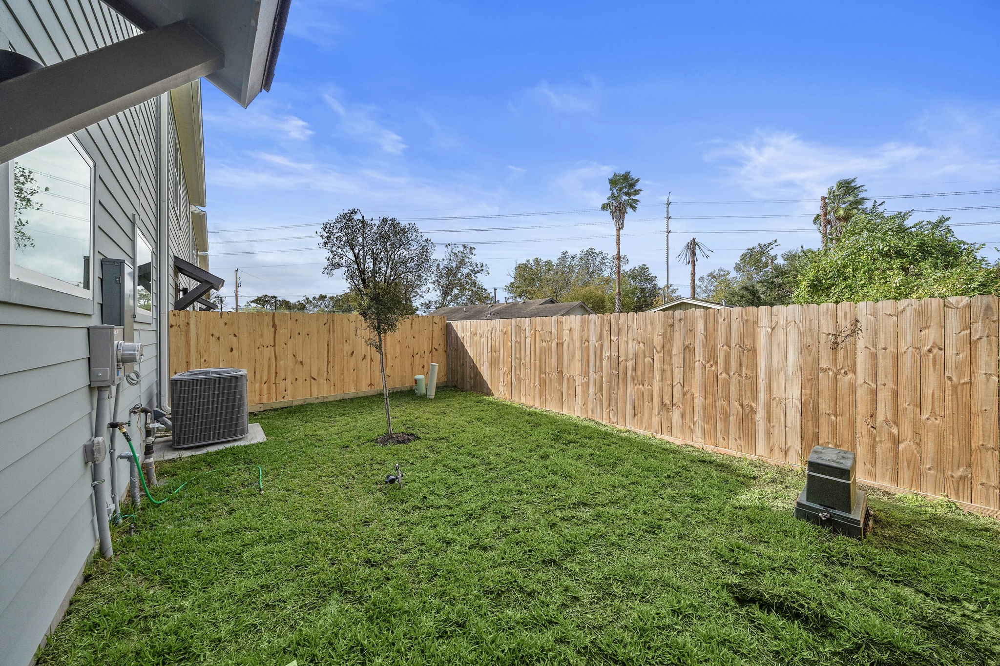 8120 Esther Acres Lane, Houston, TX 77088