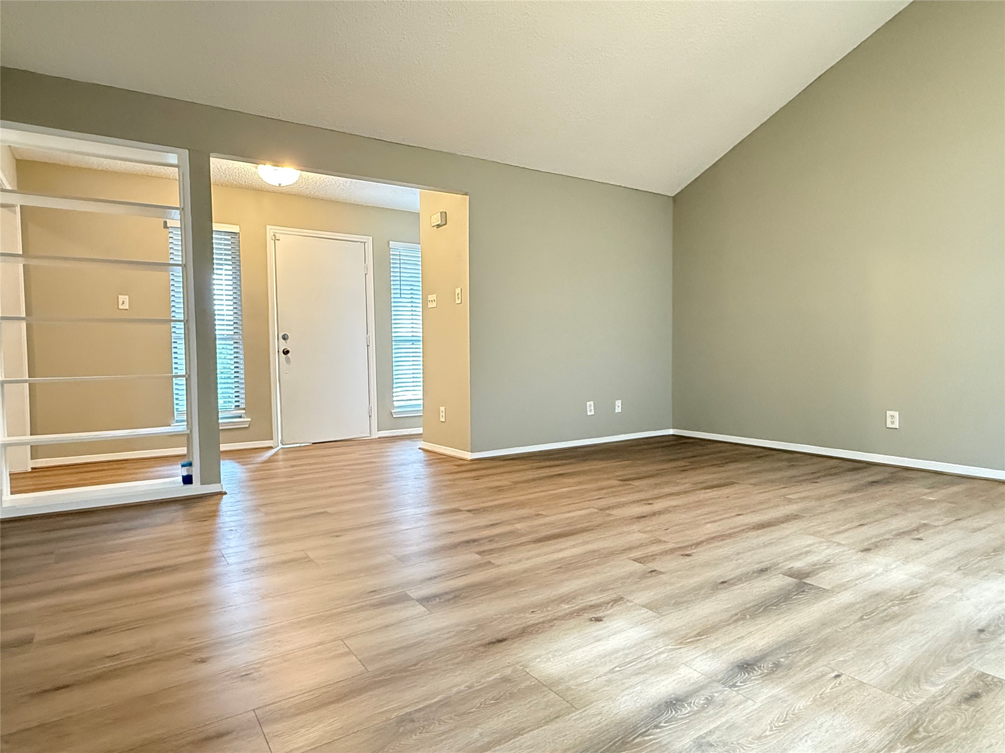 3022 Mosby Drive, Sugar Land, TX 77479