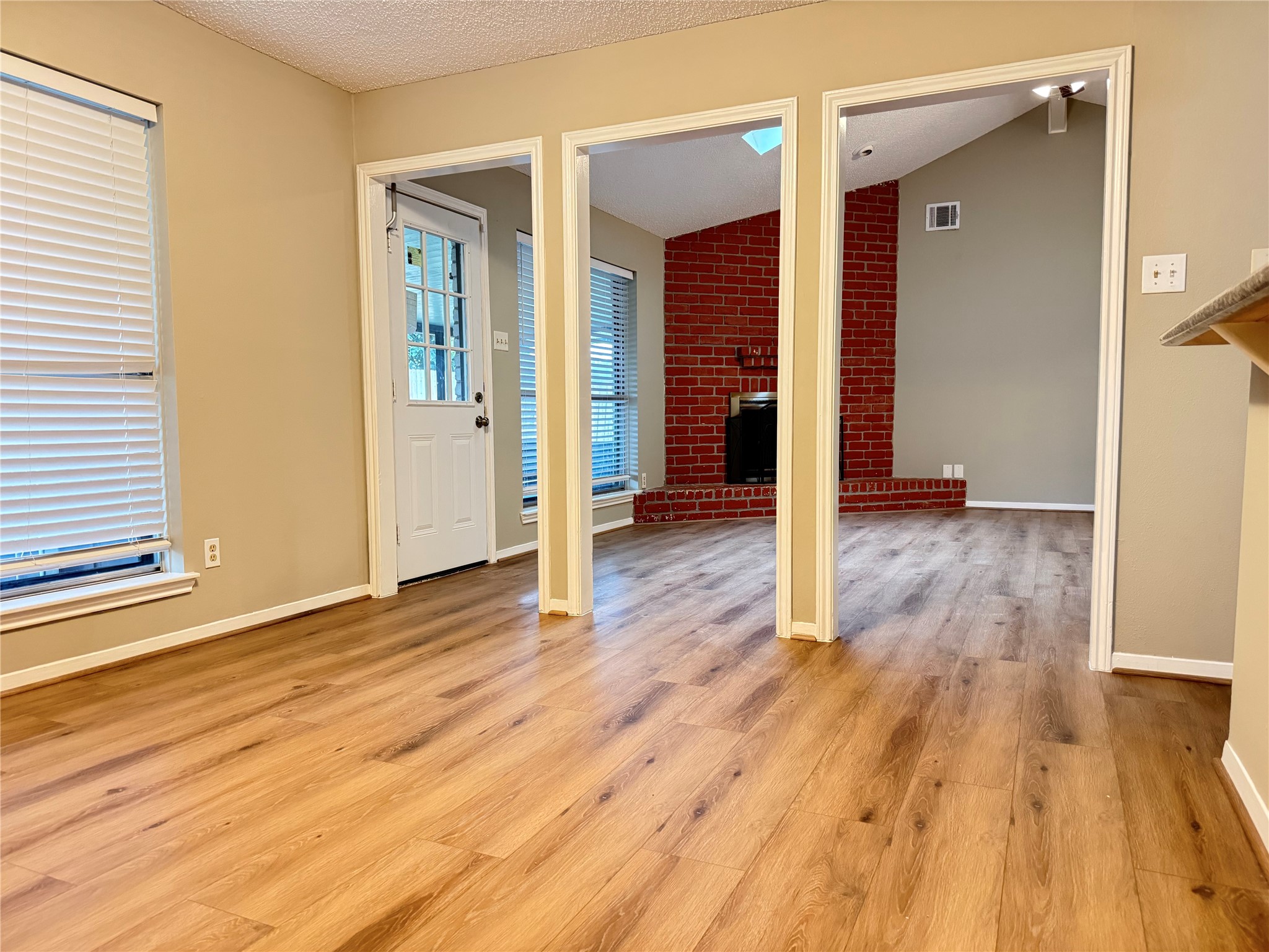 3022 Mosby Drive, Sugar Land, TX 77479