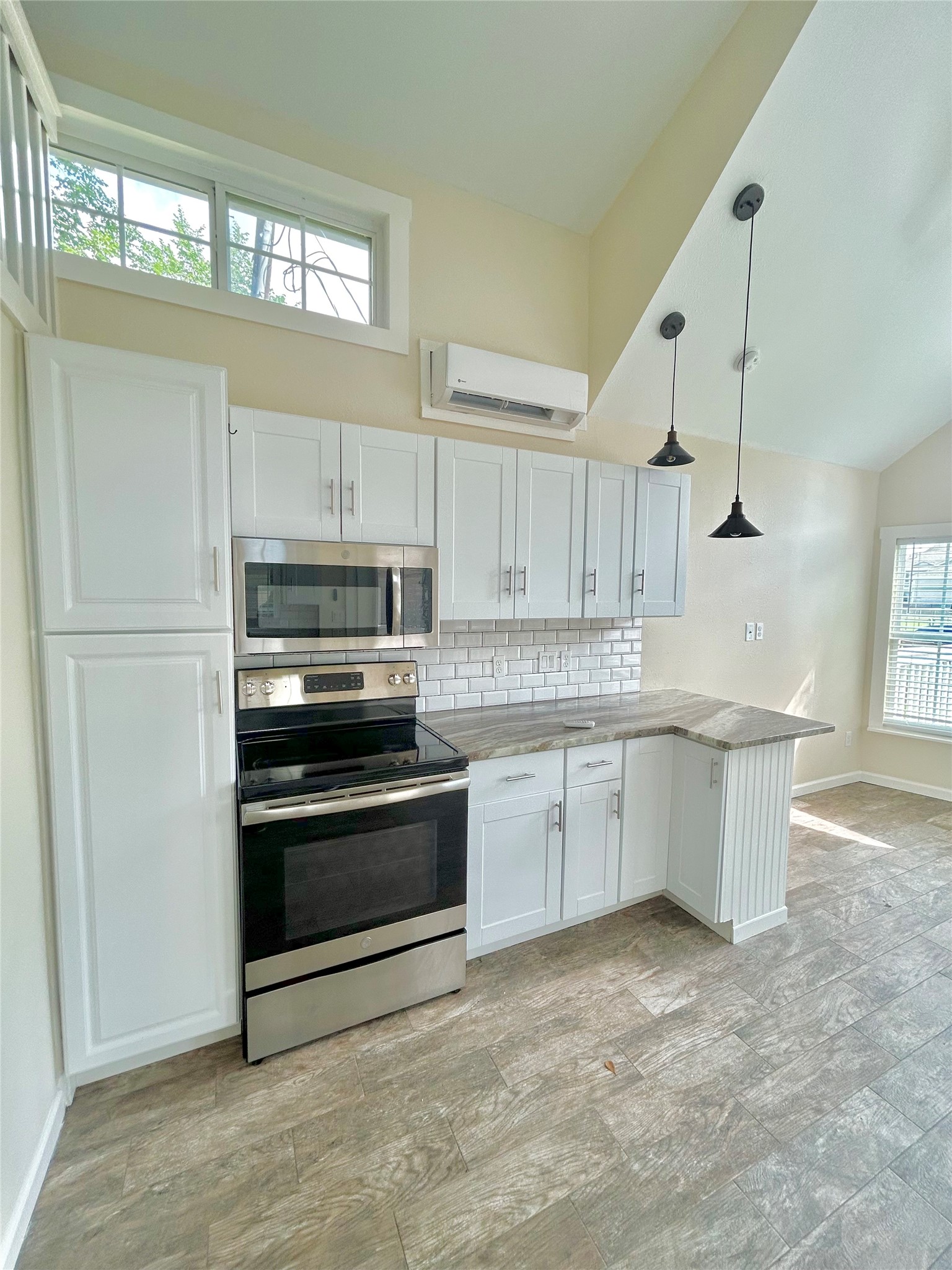 3008 Calhoun Street, Bacliff, TX 77518