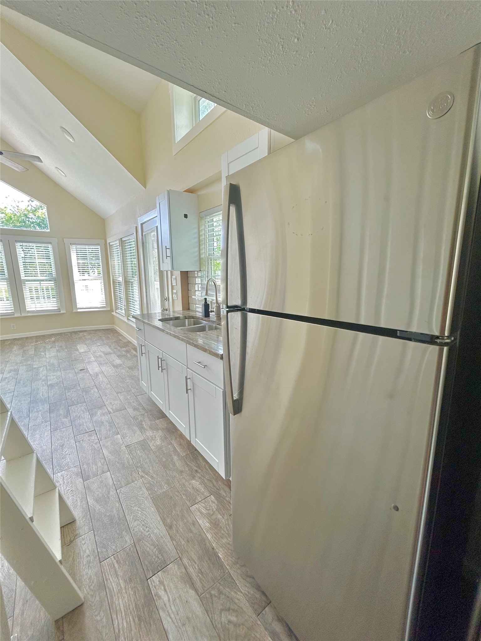 3008 Calhoun Street, Bacliff, TX 77518