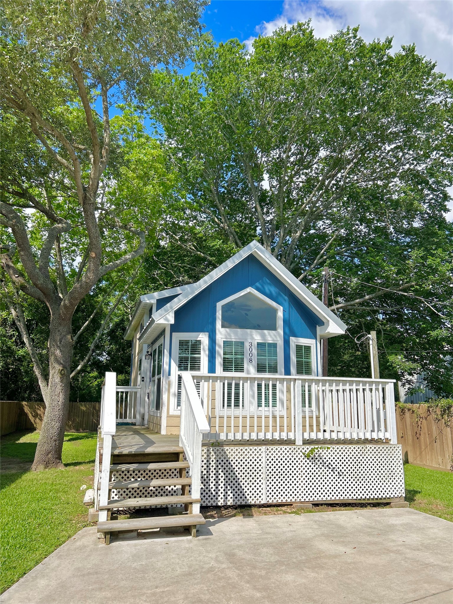 3008 Calhoun Street, Bacliff, TX 77518