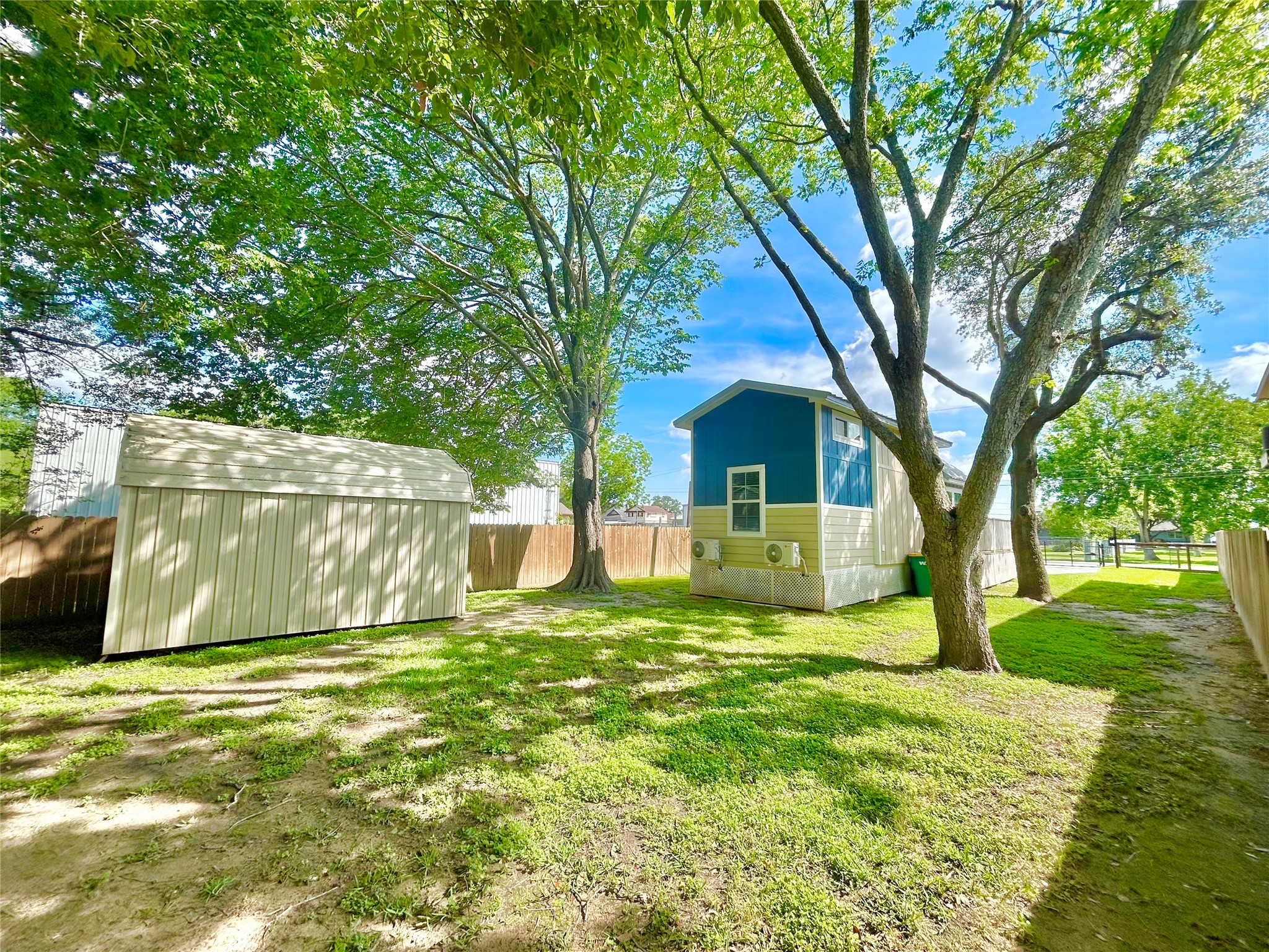 3008 Calhoun Street, Bacliff, TX 77518