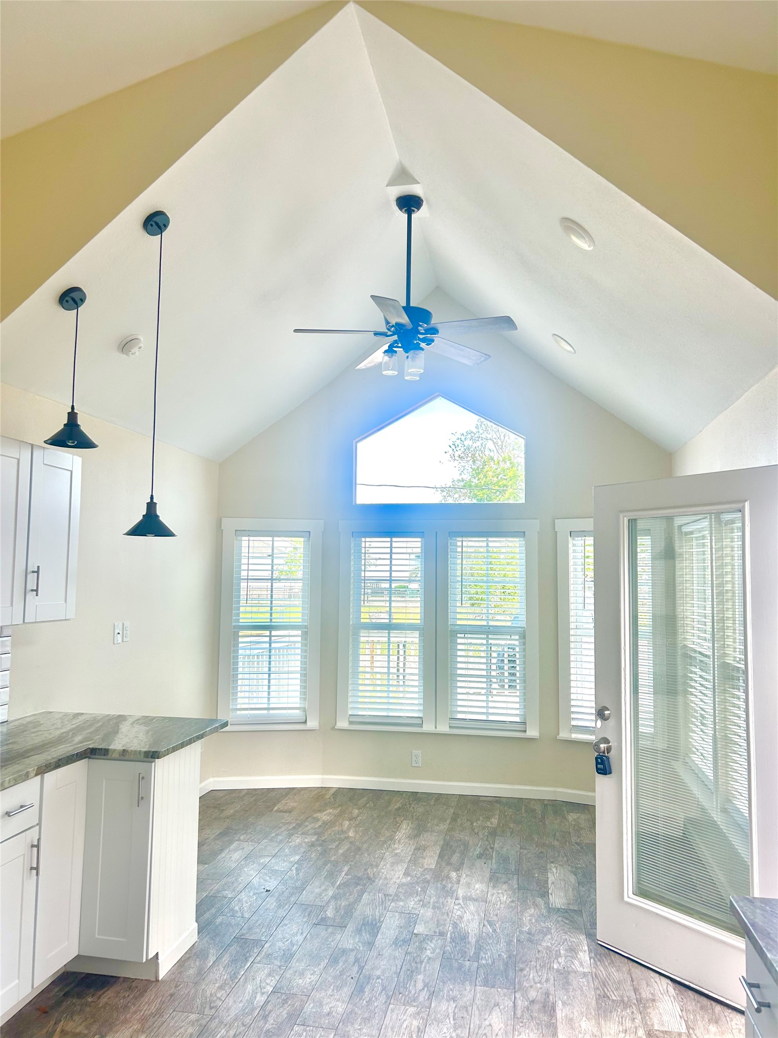 3008 Calhoun Street, Bacliff, TX 77518
