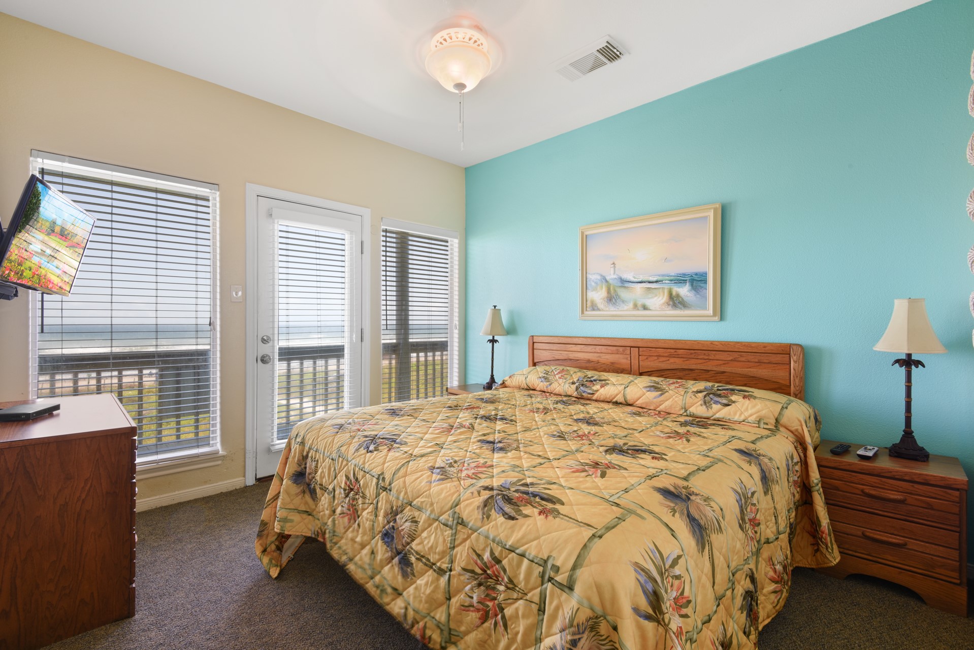 2438 Bluewater Highway, Surfside Beach, TX 77541