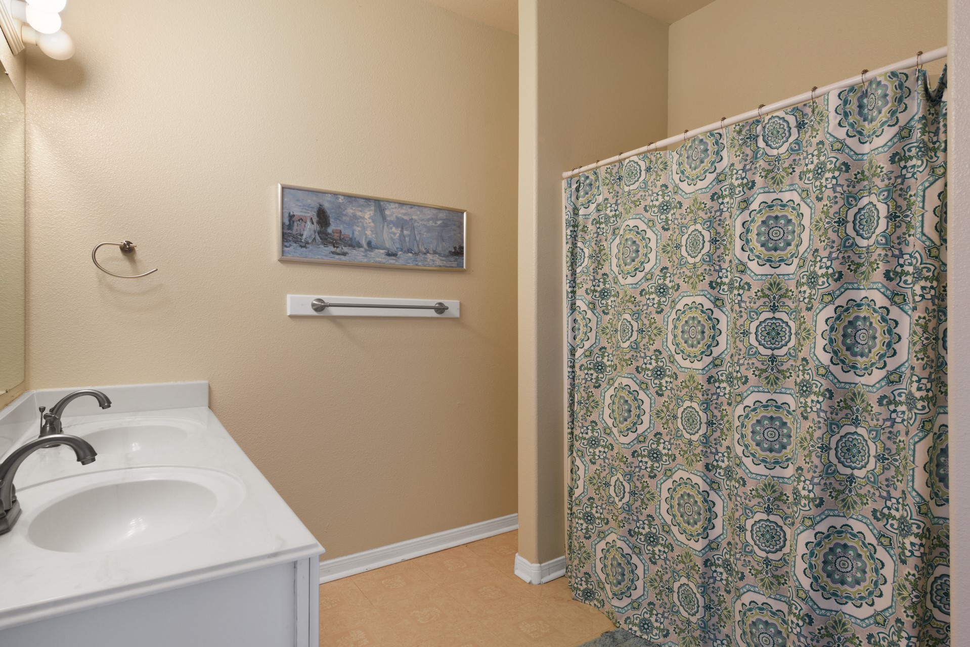 2438 Bluewater Highway, Surfside Beach, TX 77541