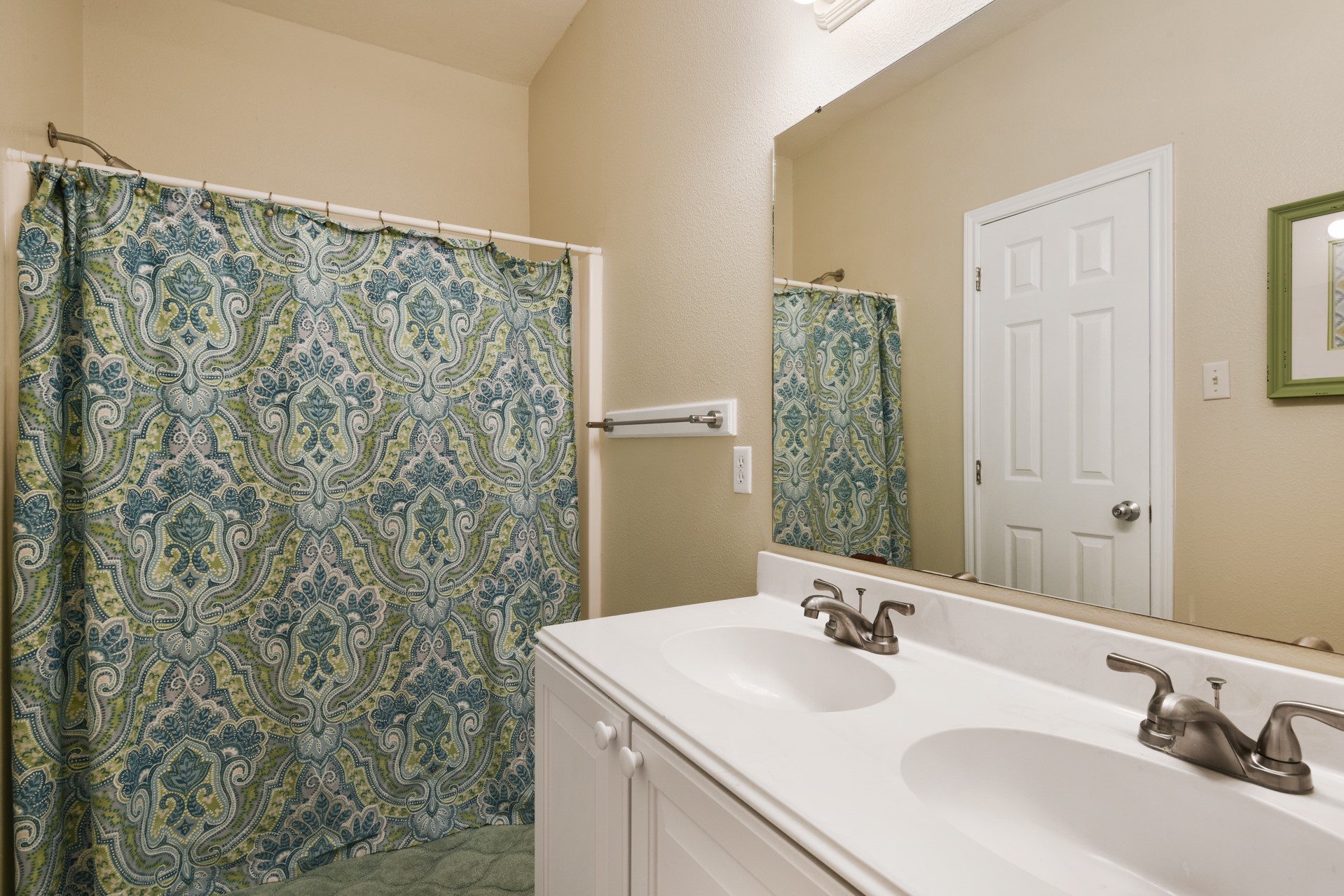 2438 Bluewater Highway, Surfside Beach, TX 77541
