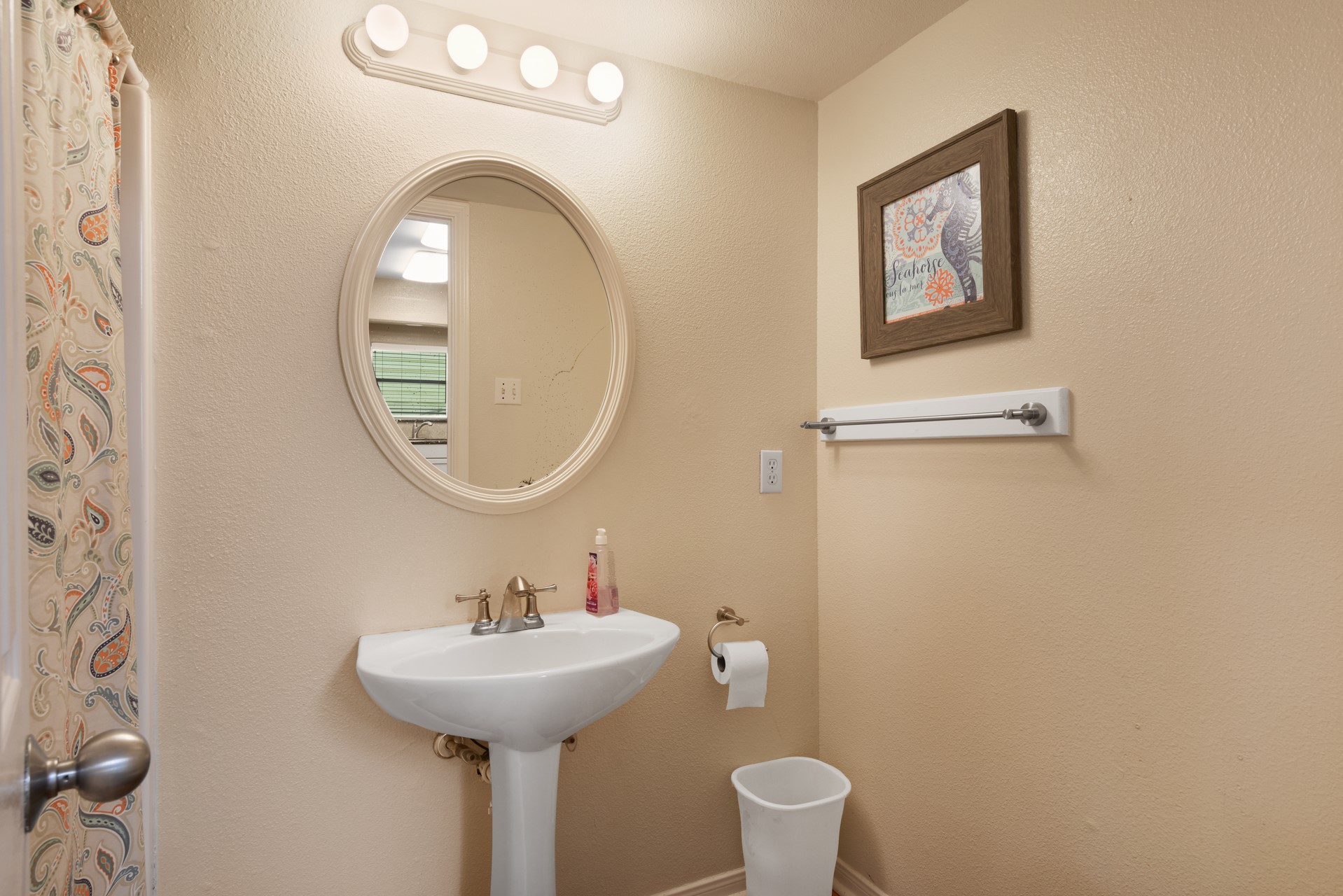 2438 Bluewater Highway, Surfside Beach, TX 77541