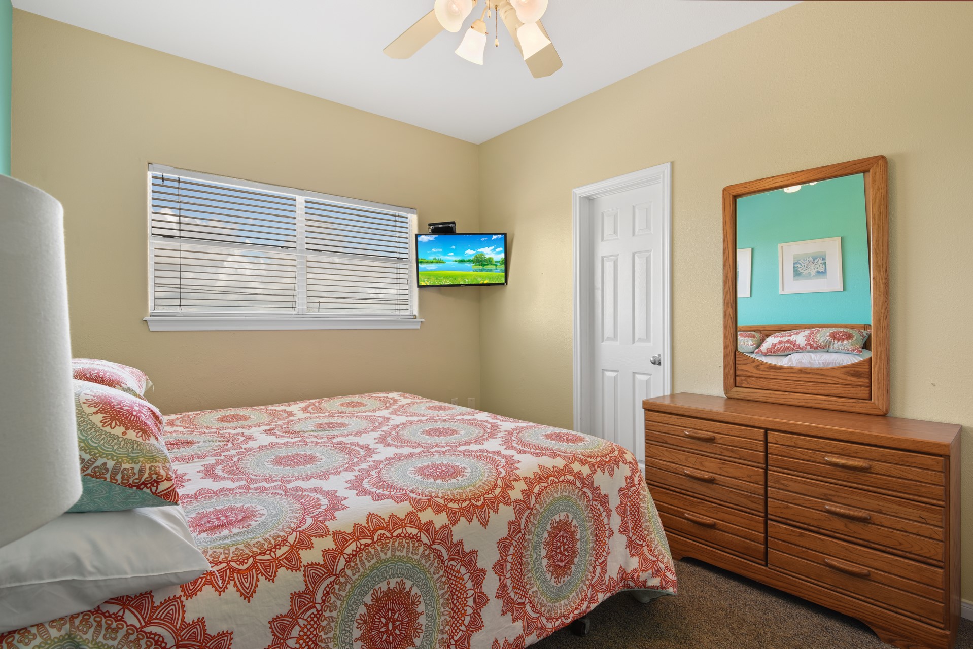2438 Bluewater Highway, Surfside Beach, TX 77541