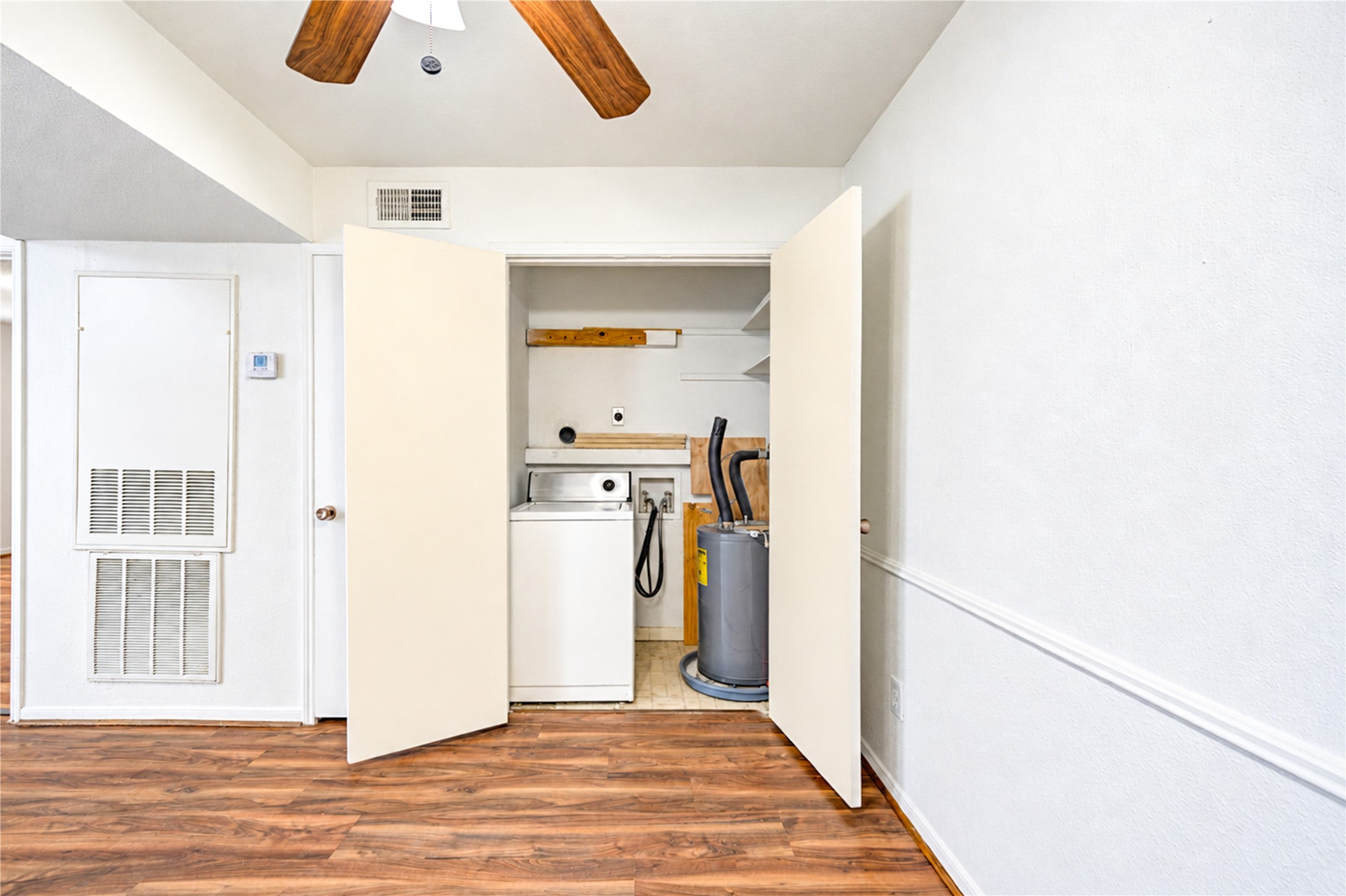 6606 De Moss Drive, #1602, Houston, TX 77074