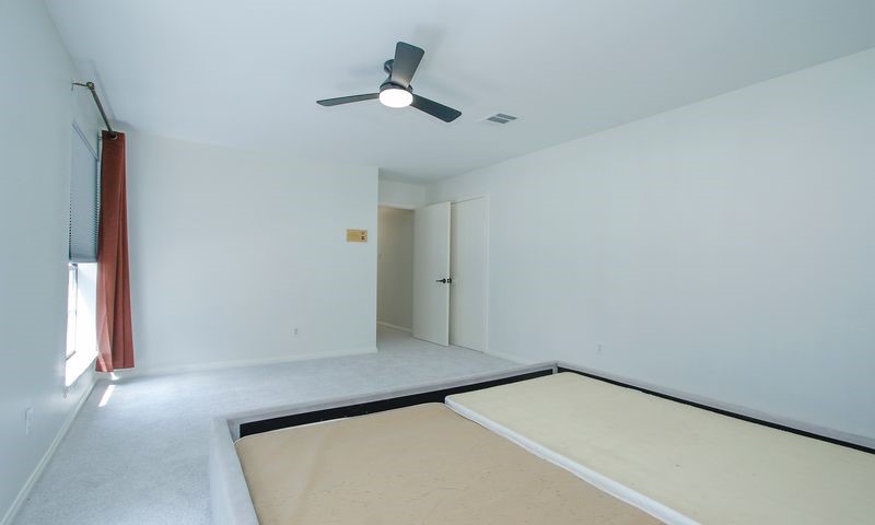 8006 Albin Lane, Houston, TX 77071