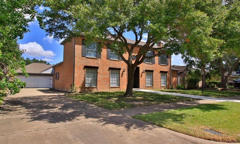 8006 Albin Lane, Houston, TX 77071 8006 Albin Lane, Houston, TX 77071