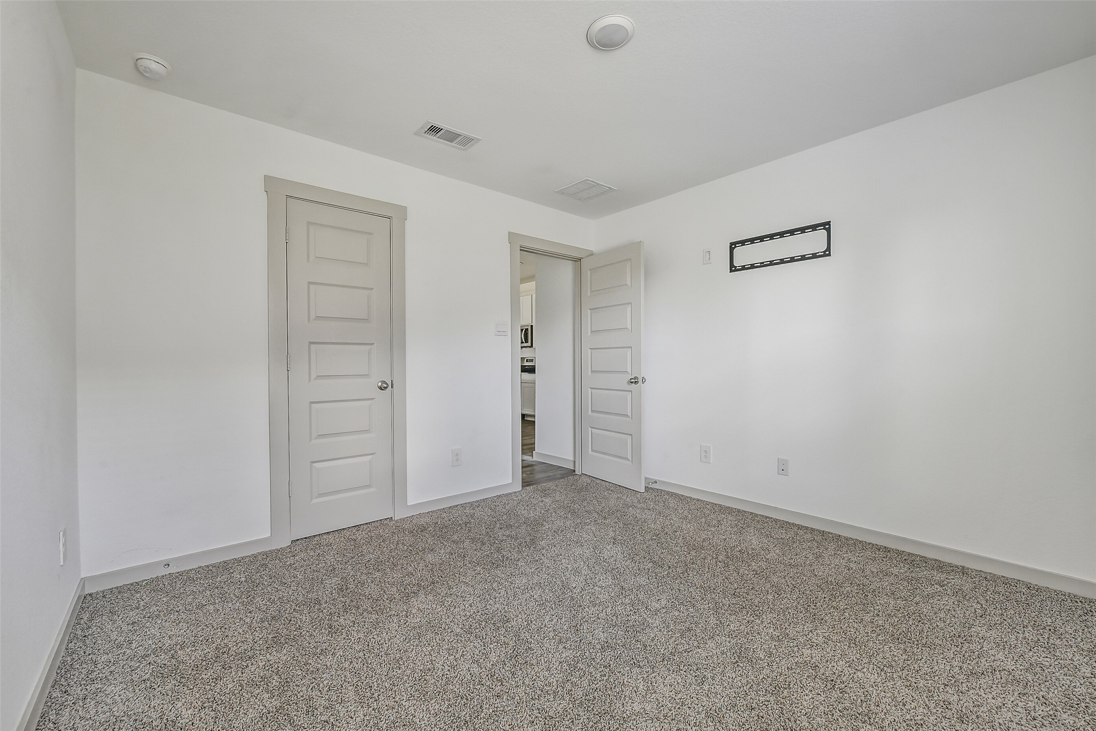 1004 Great Barracuda Lane, Alvin, TX 77511
