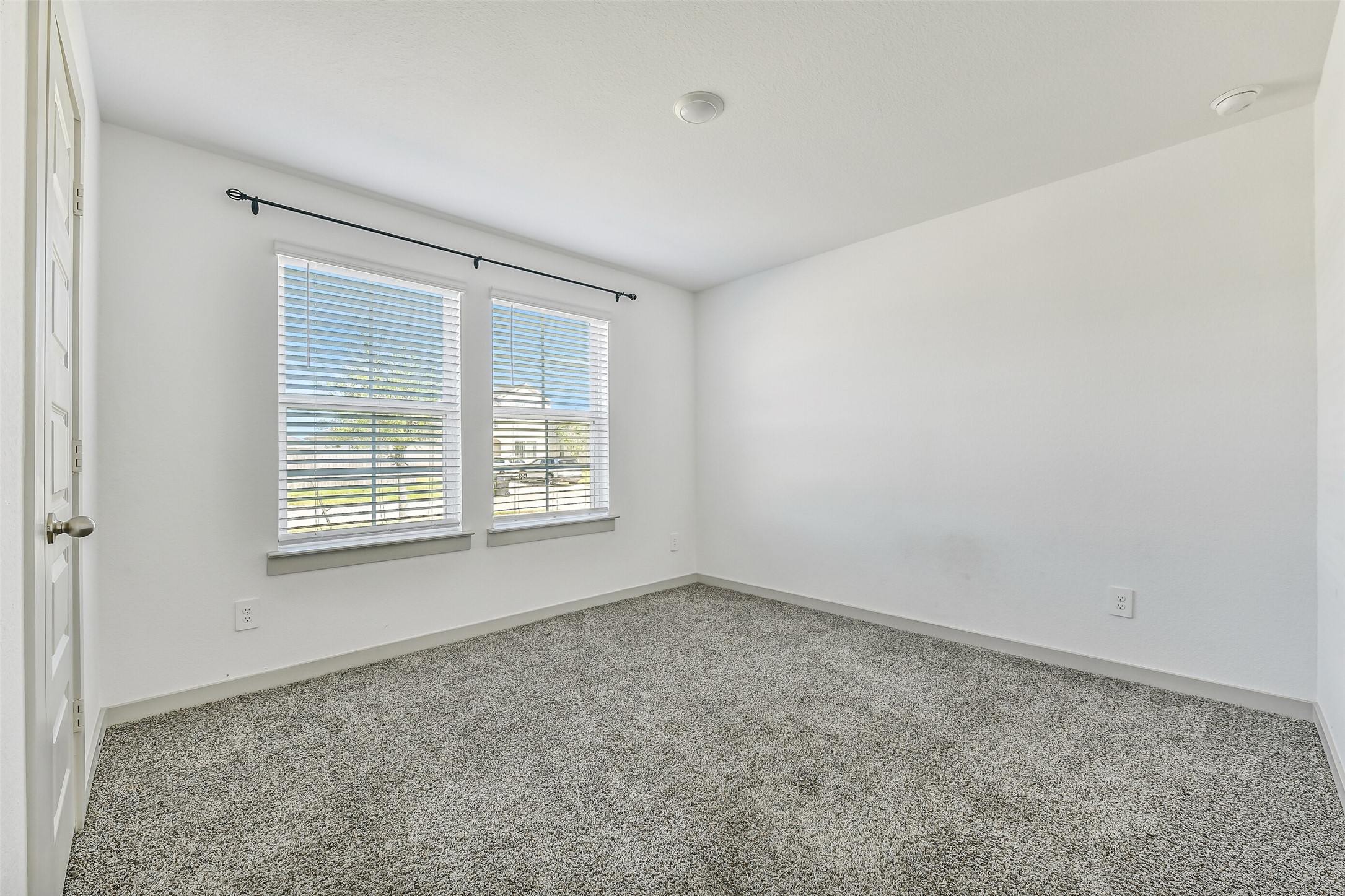 1004 Great Barracuda Lane, Alvin, TX 77511