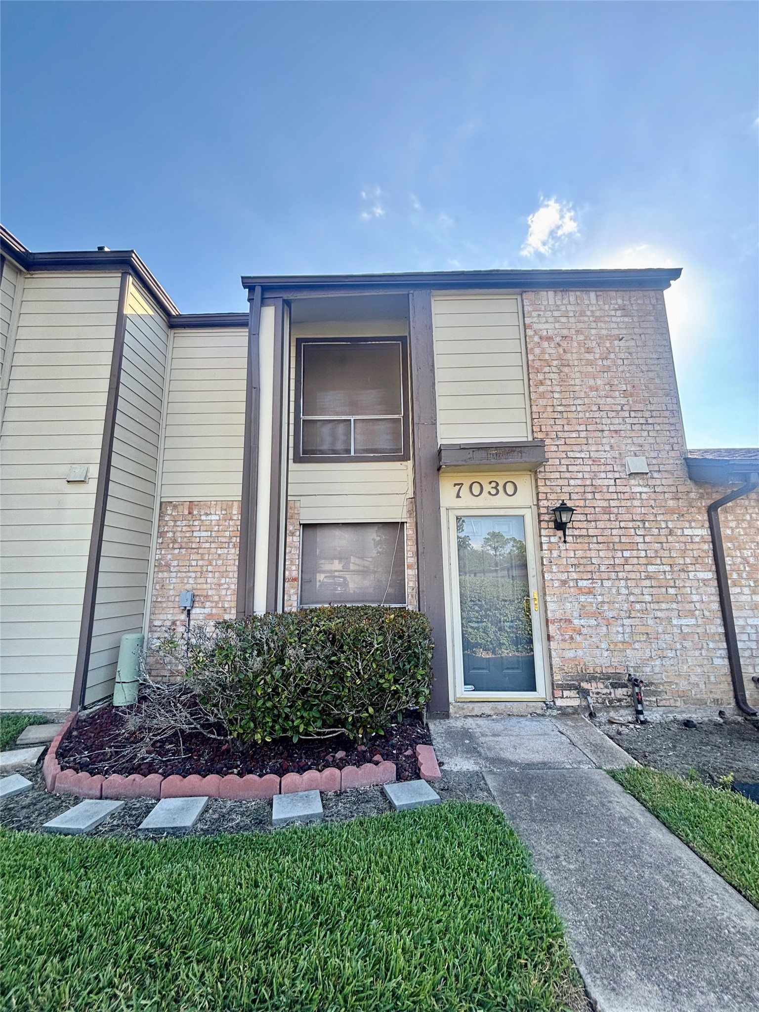 7030 South  Dairy Ashford Rd, Houston, TX 77072
