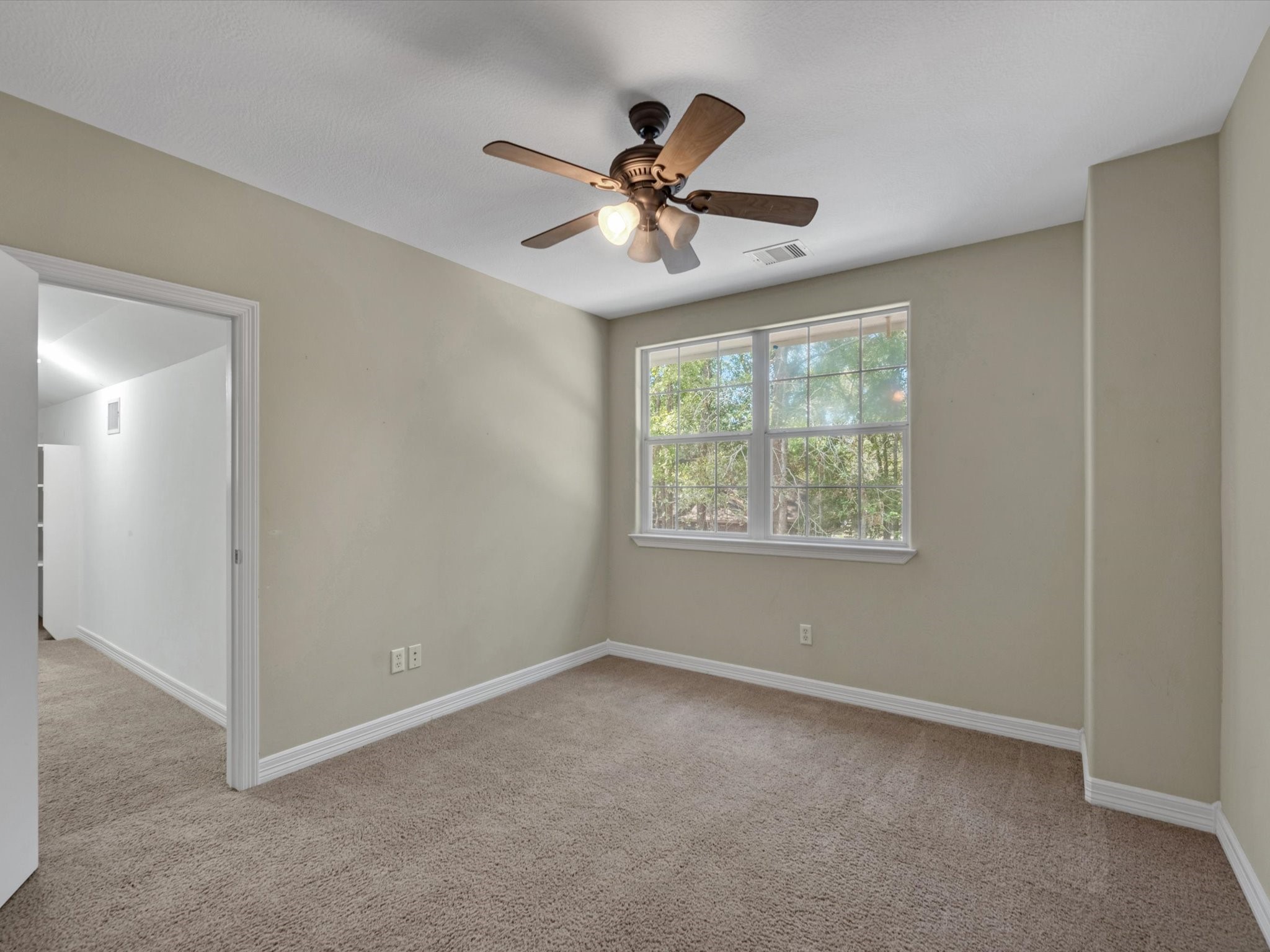 510 Vista Del Lago Drive, Huffman, TX 77336