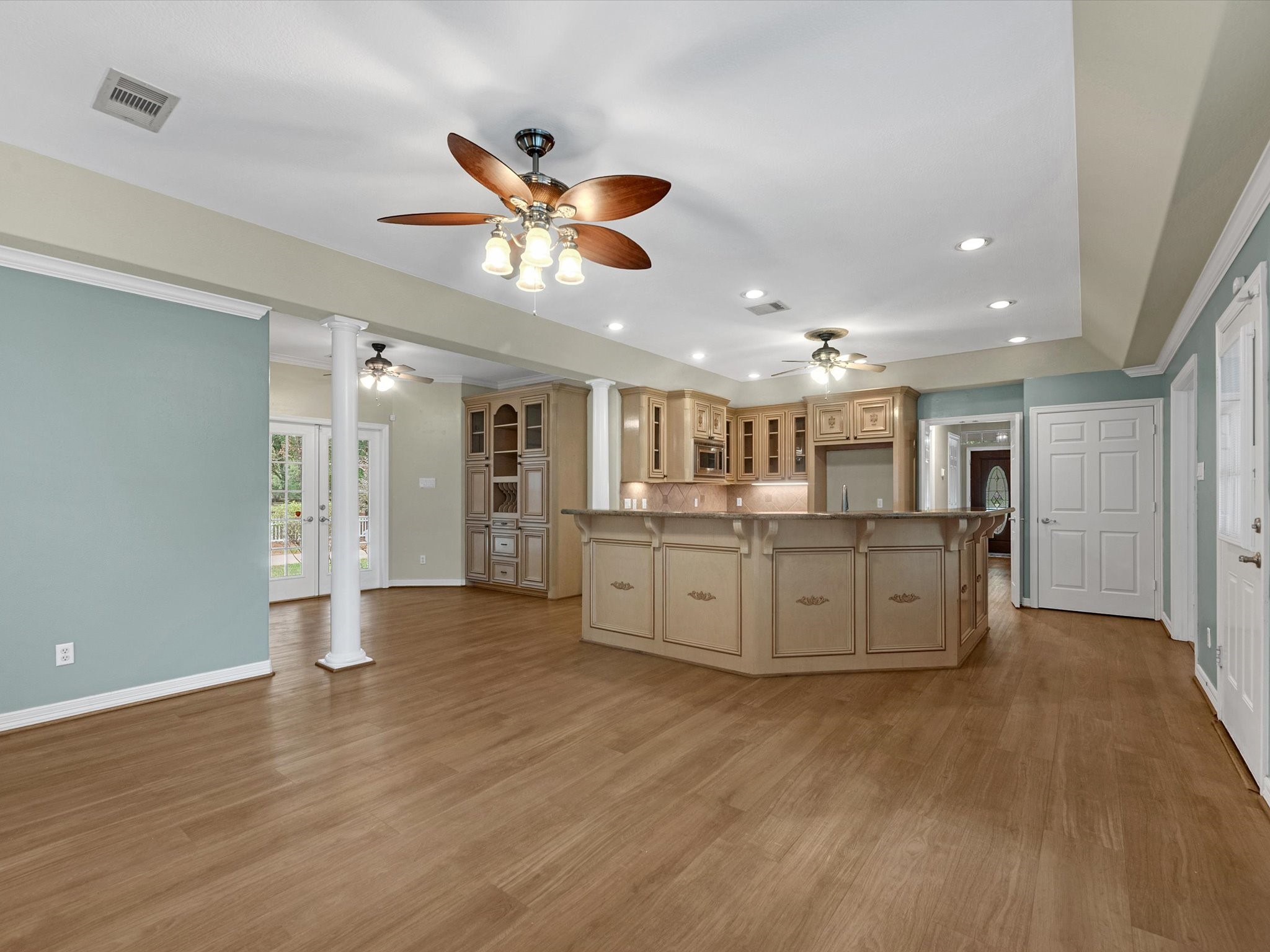 510 Vista Del Lago Drive, Huffman, TX 77336
