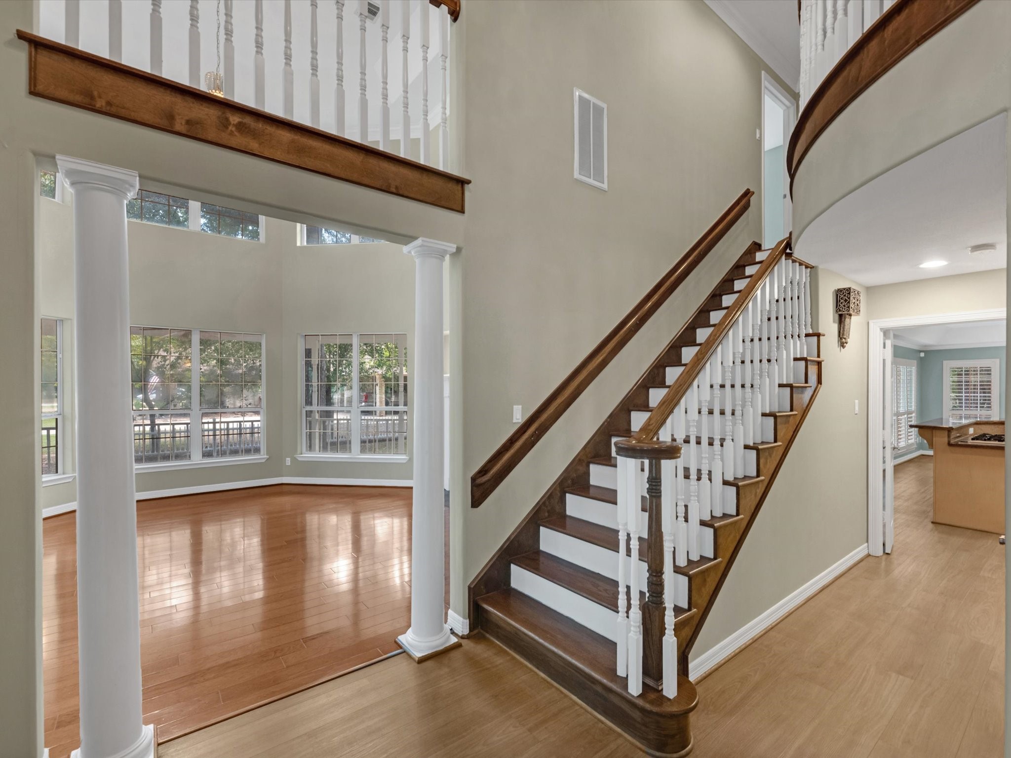 510 Vista Del Lago Drive, Huffman, TX 77336