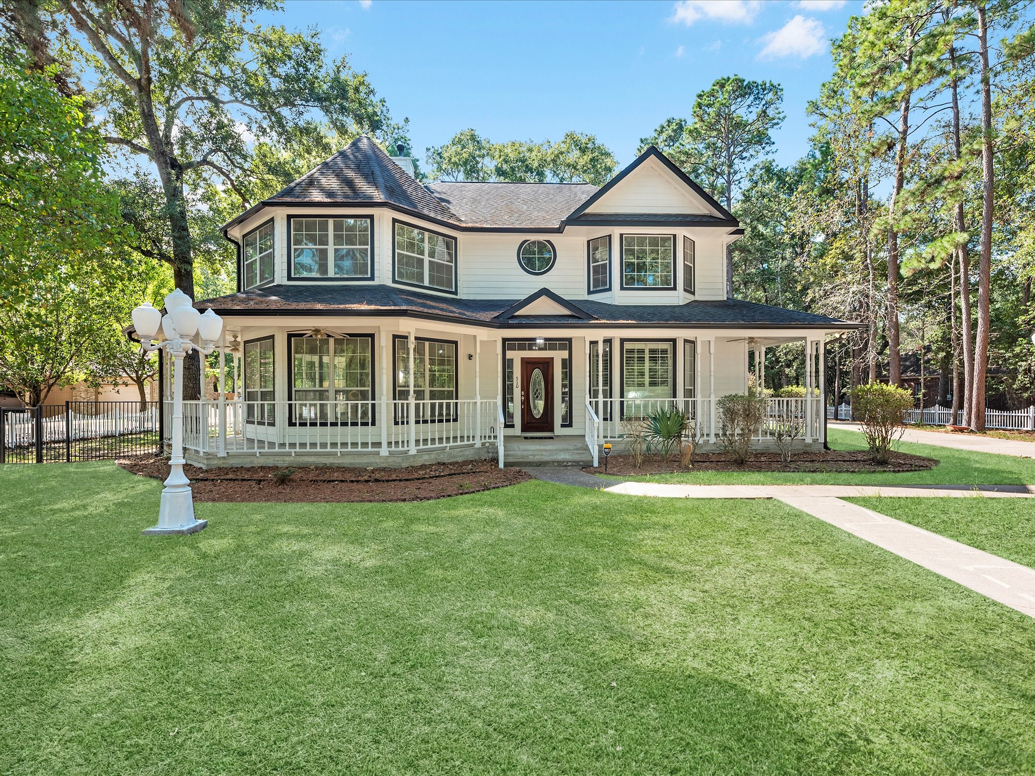 510 Vista Del Lago Drive, Huffman, TX 77336