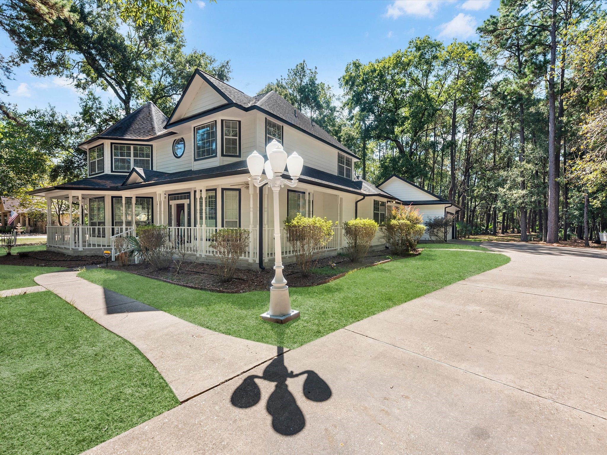 510 Vista Del Lago Drive, Huffman, TX 77336