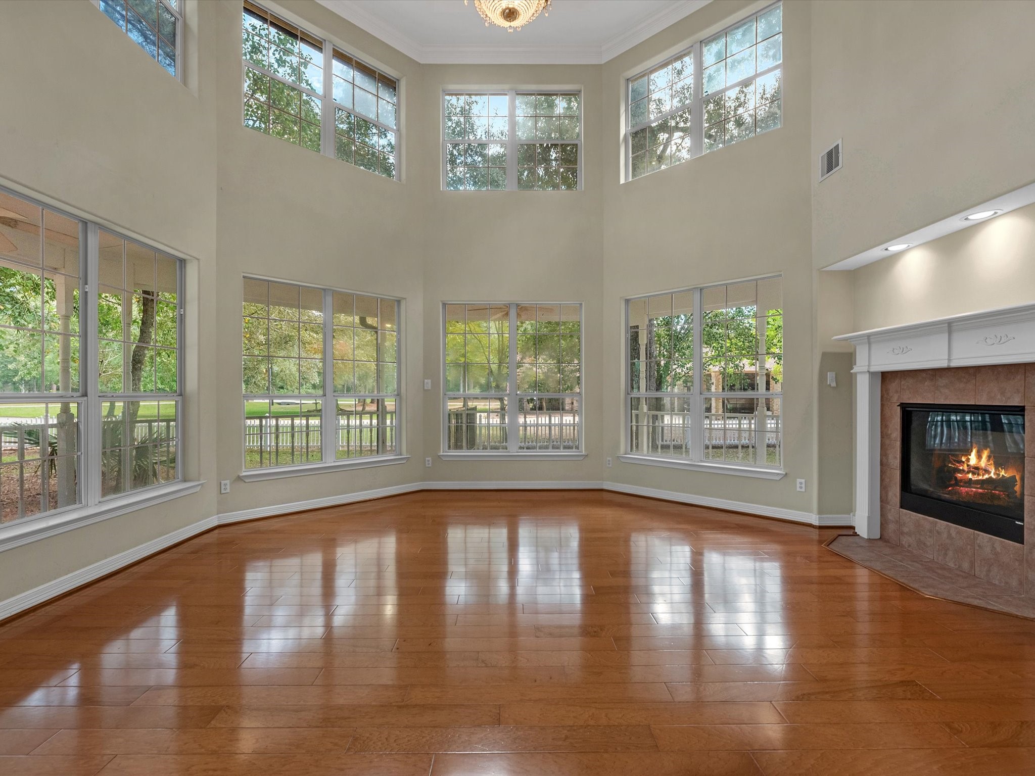 510 Vista Del Lago Drive, Huffman, TX 77336