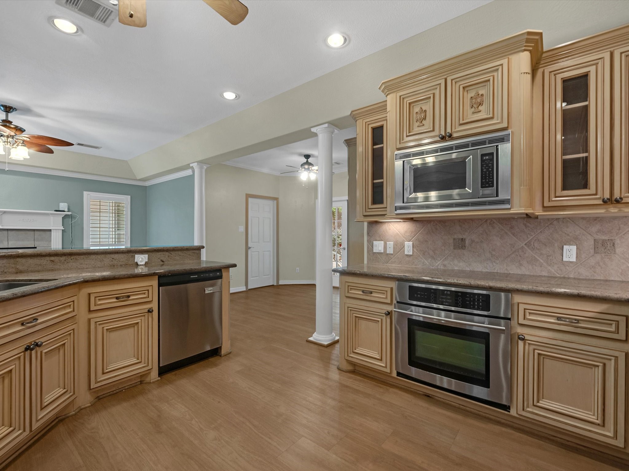510 Vista Del Lago Drive, Huffman, TX 77336