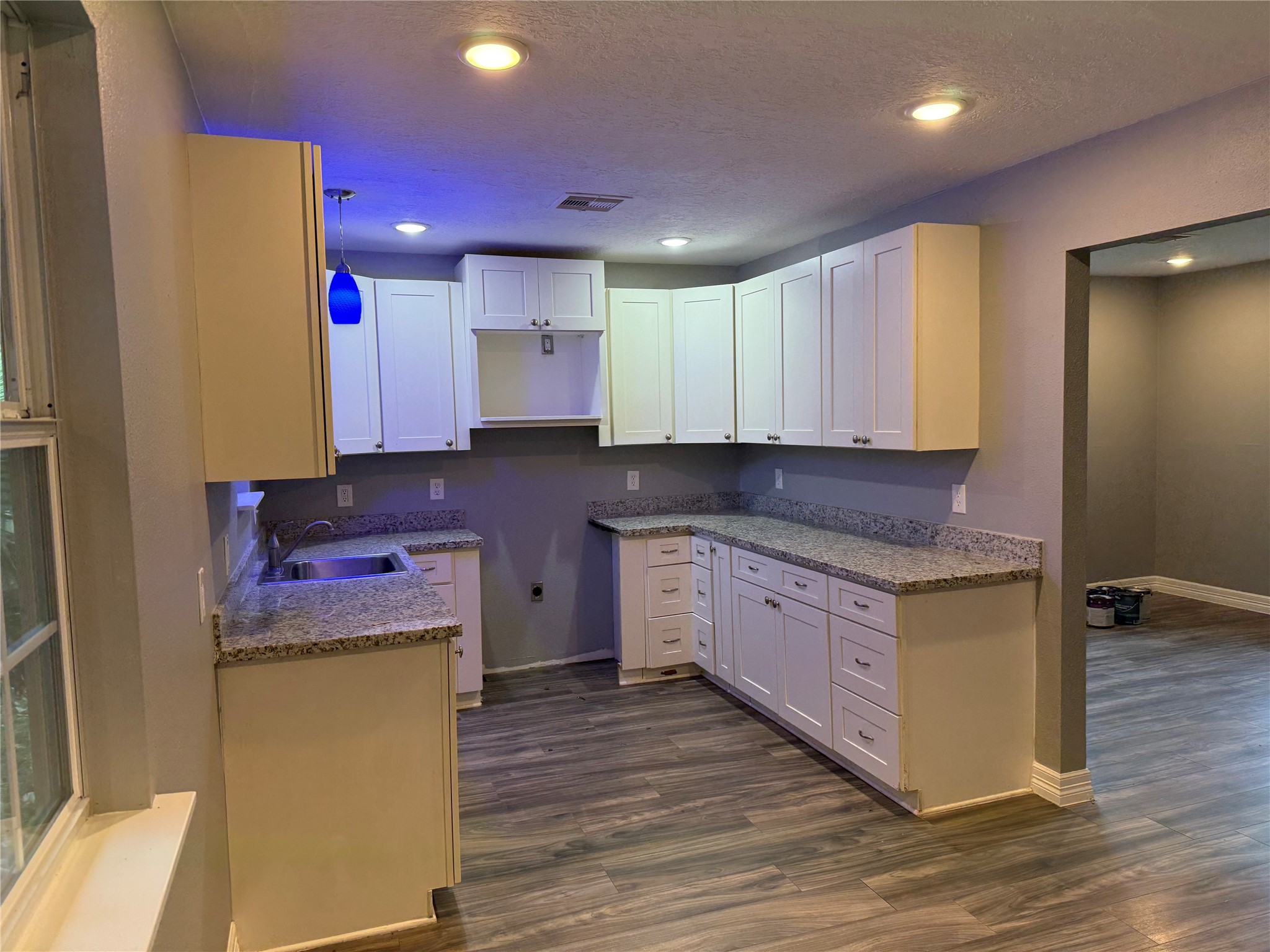 4308 6th Street, Bacliff, TX 77518