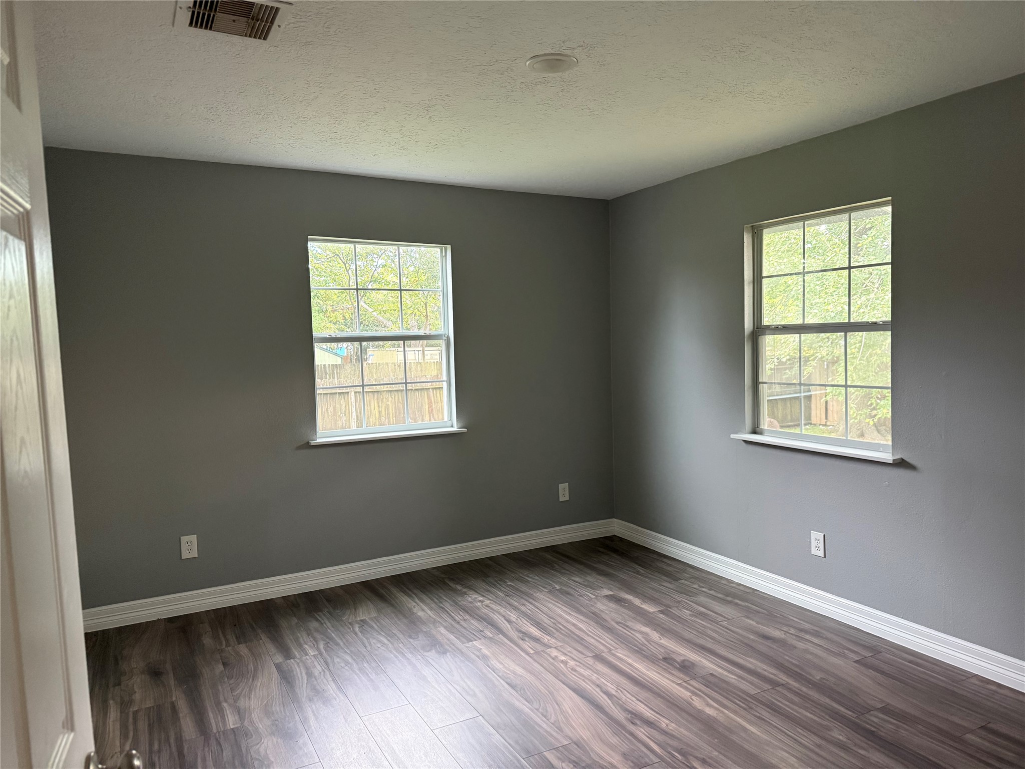 4308 6th Street, Bacliff, TX 77518