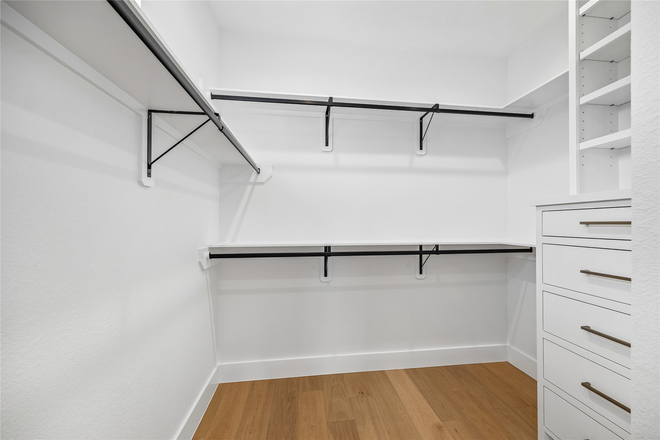 Primary Her Closet