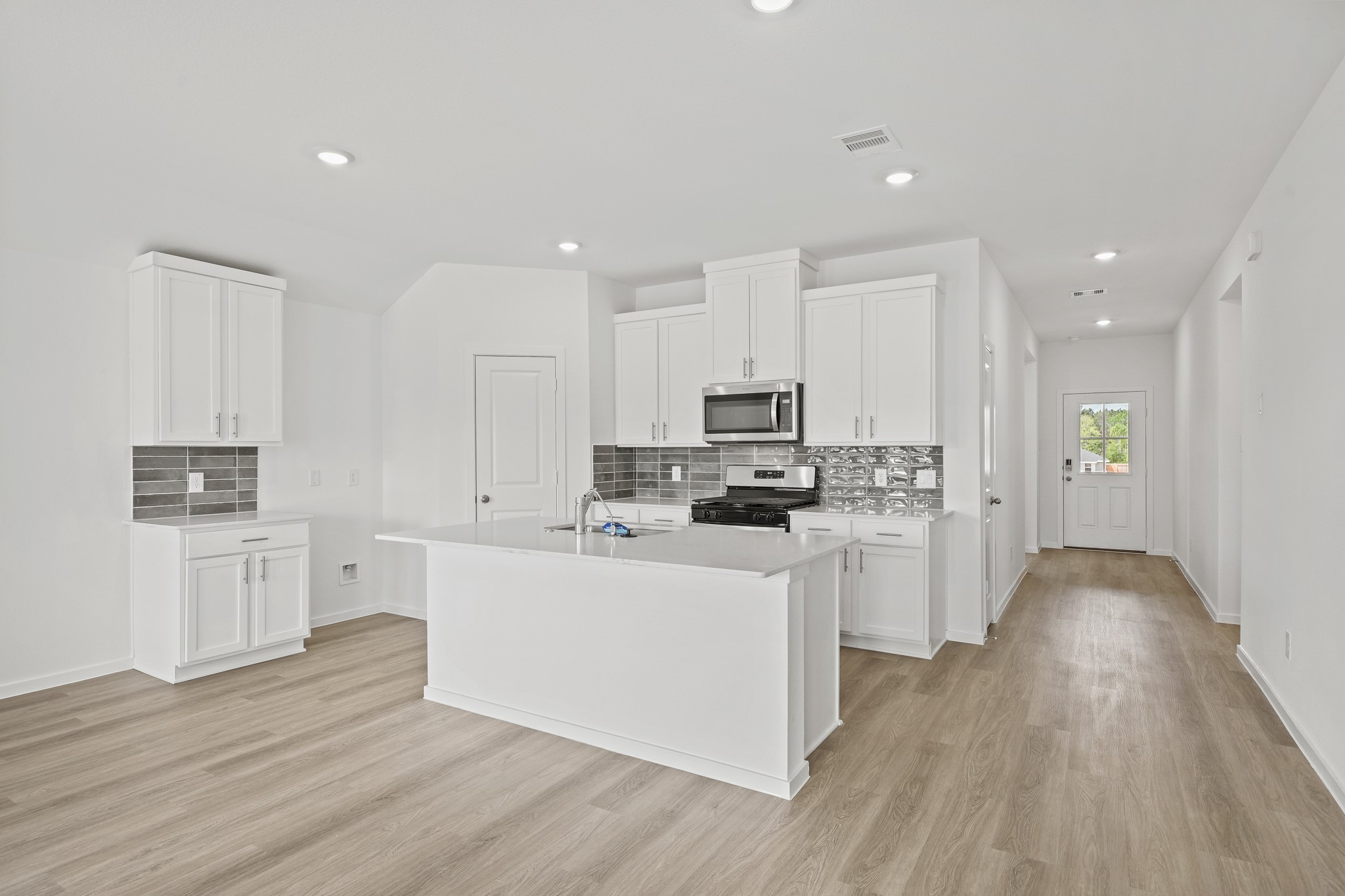 8918 Phoebe Bend Drive, Montgomery, TX 77316