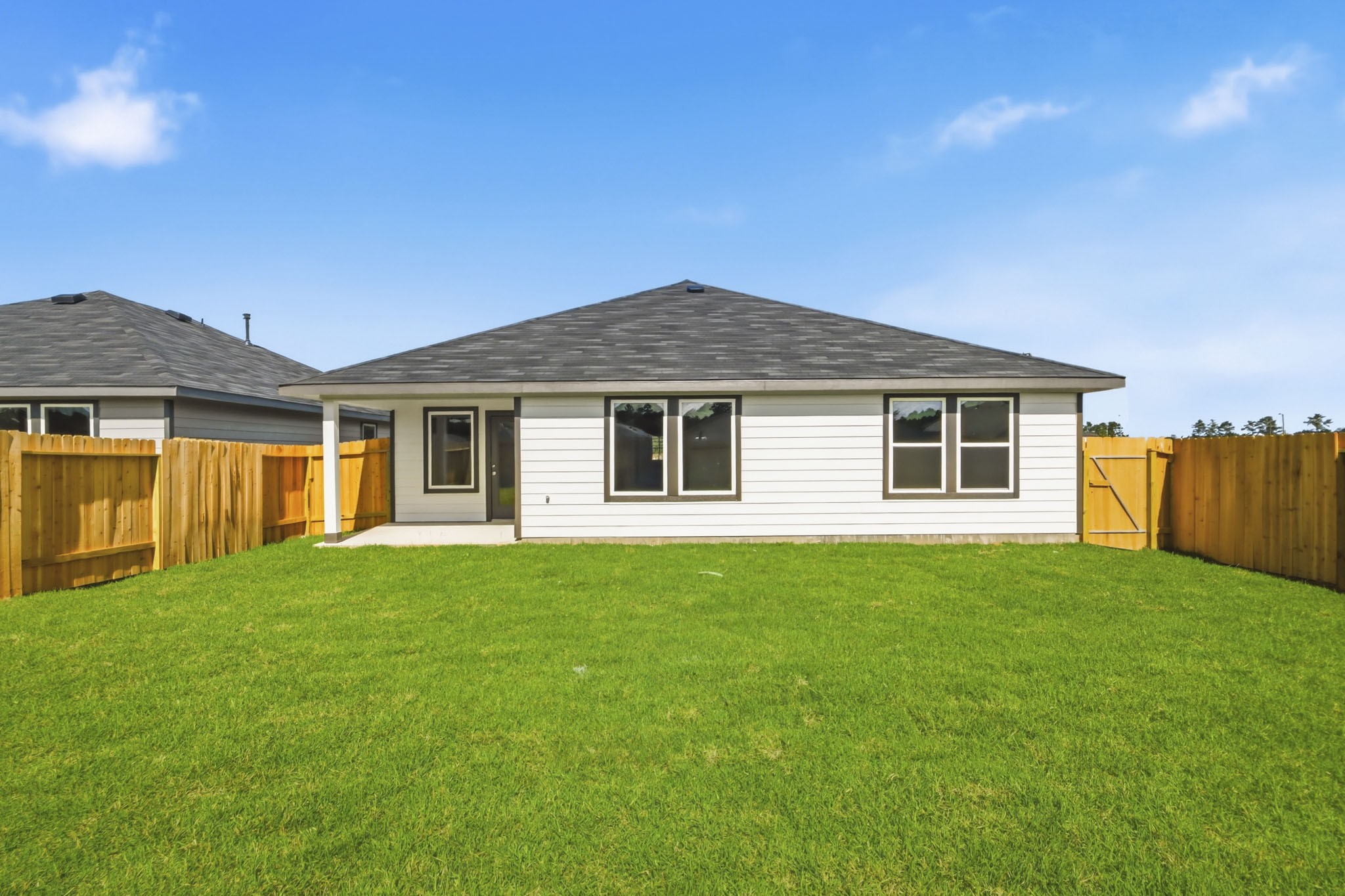 8918 Phoebe Bend Drive, Montgomery, TX 77316