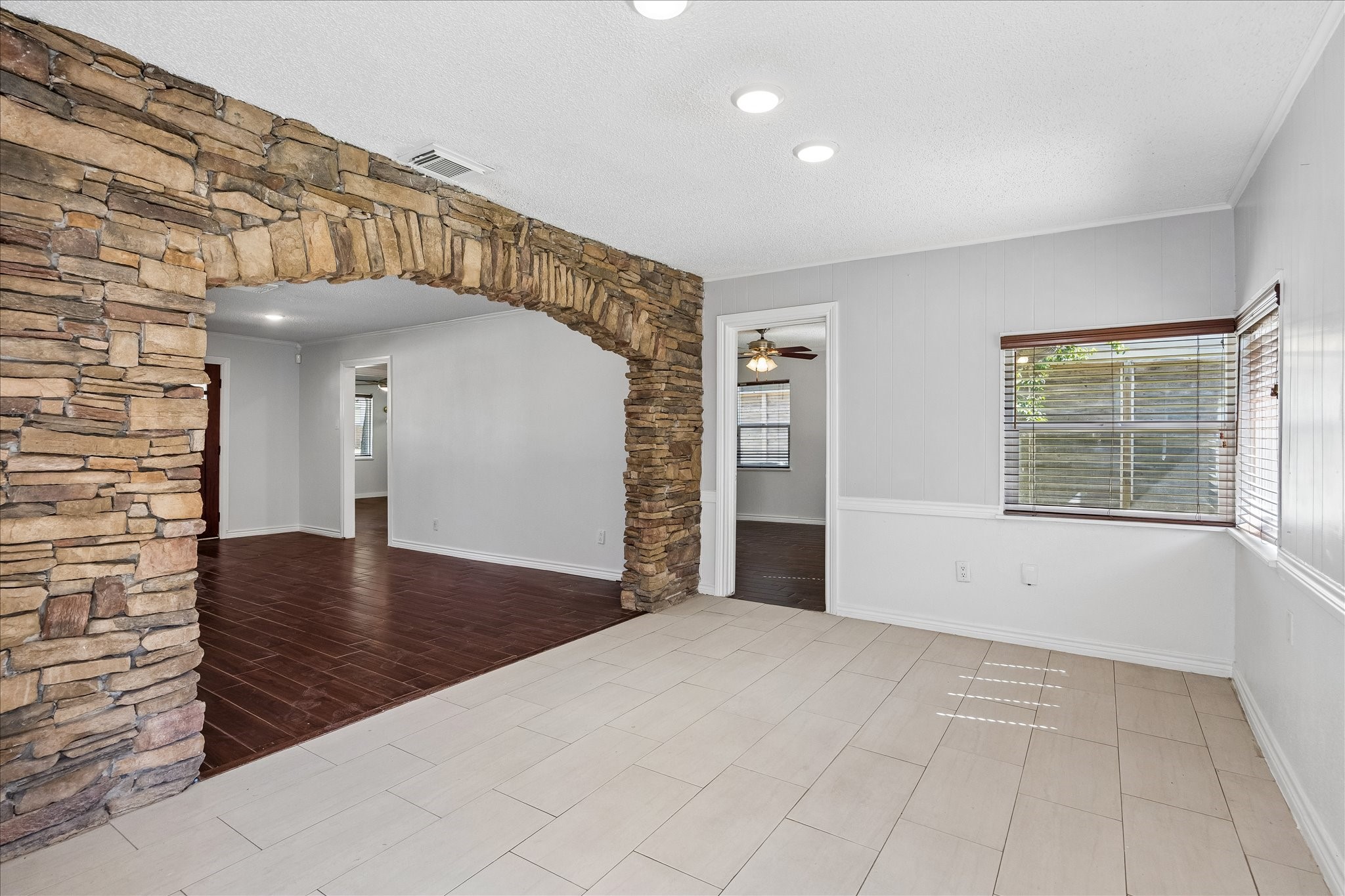 4707 Bellview Street, Bellaire, TX 77401